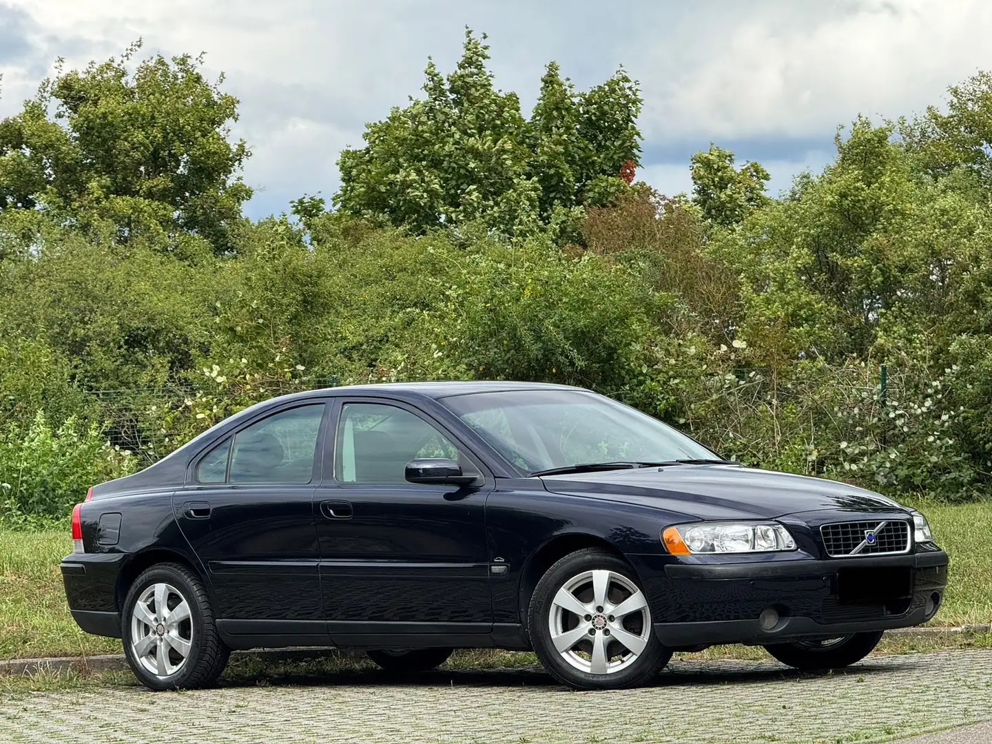 Volvo S60 2.4 Momentum guter Zustand Tüv Neu Azul - 1