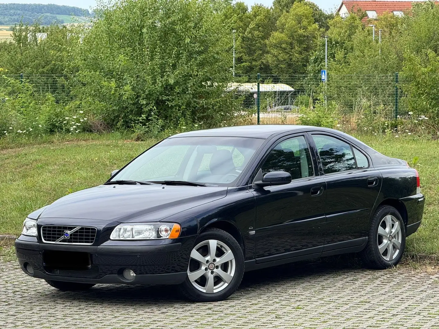 Volvo S60 2.4 Momentum guter Zustand Tüv Neu Azul - 2