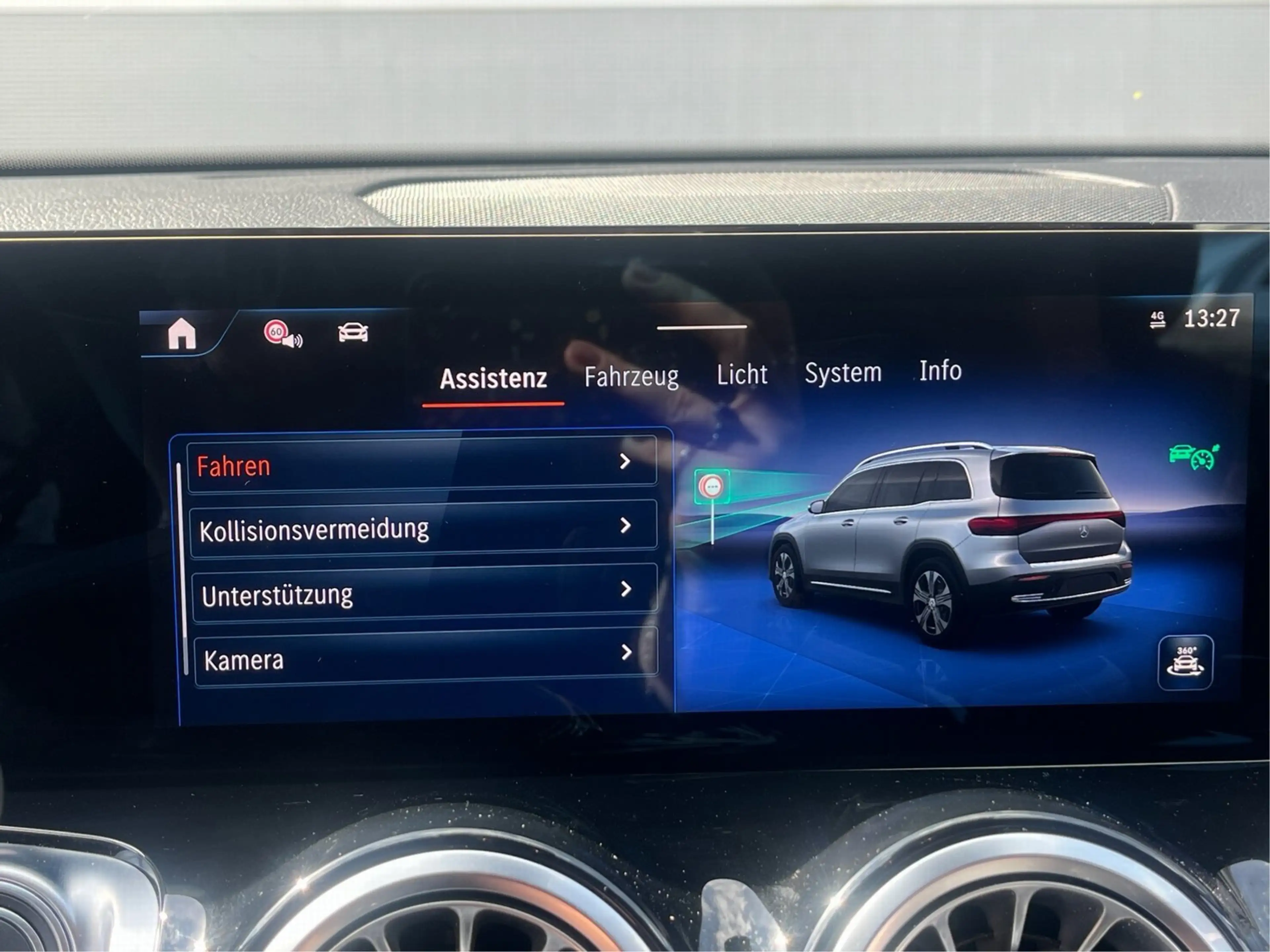 Mercedes-Benz EQB 300 4M Progressive Adv.+/Fahrassist/360°/WP/ — photo 12