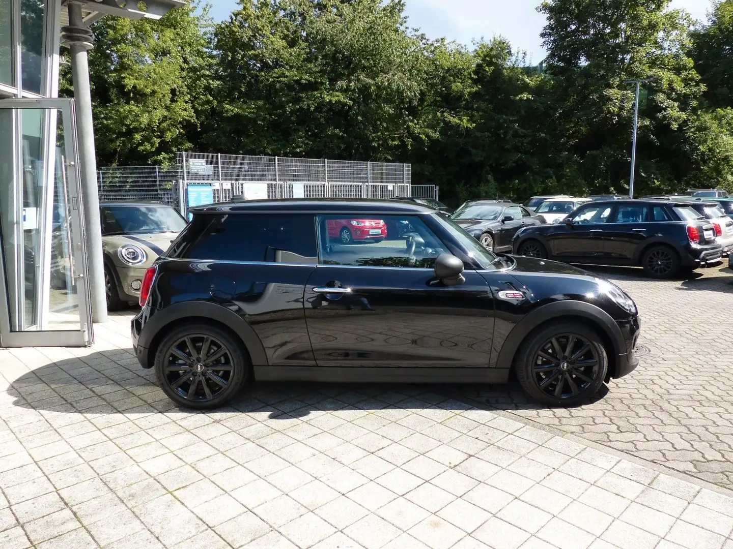 MINI One One "Blackyard", 1. Hand, nur 14.100 km Schwarz - 2