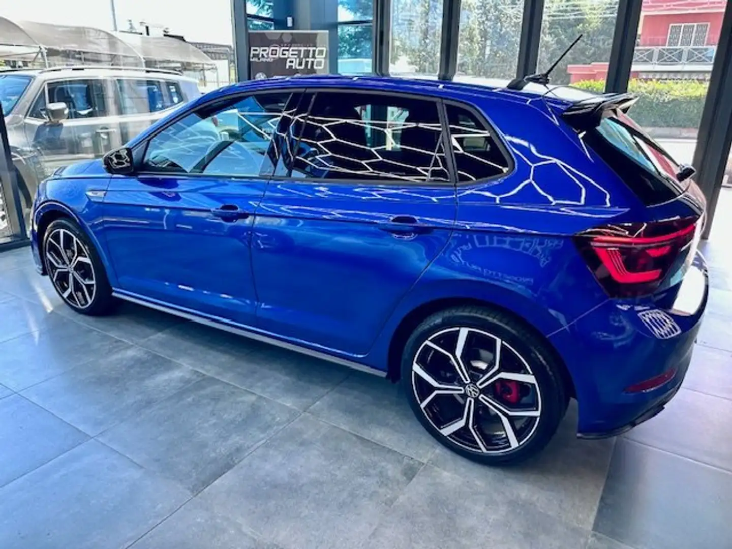 Volkswagen Polo GTI Polo VI 2022 2.0 tsi DSG Bleu - 2