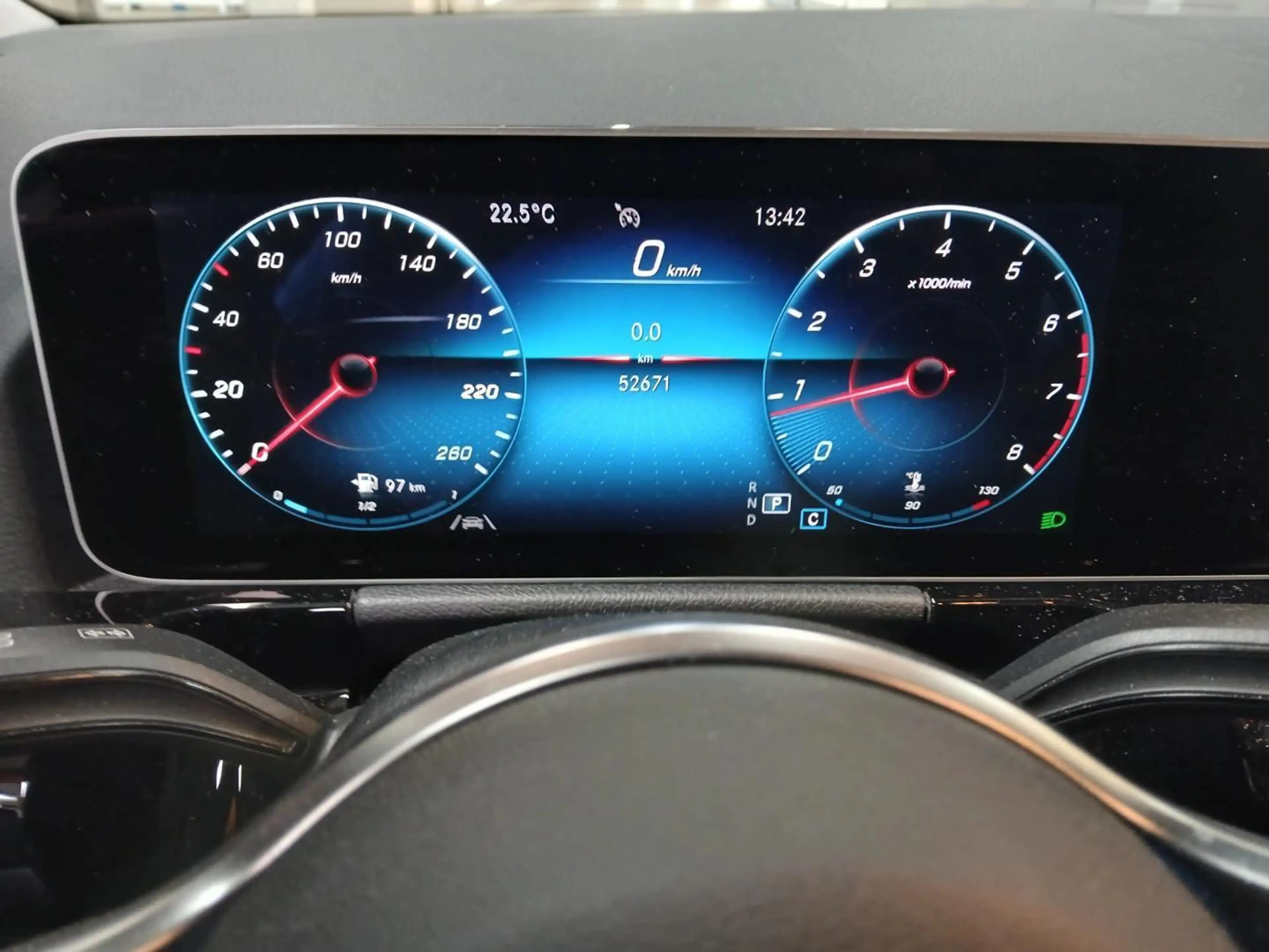 Mercedes-Benz B 200 B200 7G DCT URBAN-PROGRESSIVE-PAKET Pano Navi — photo 10