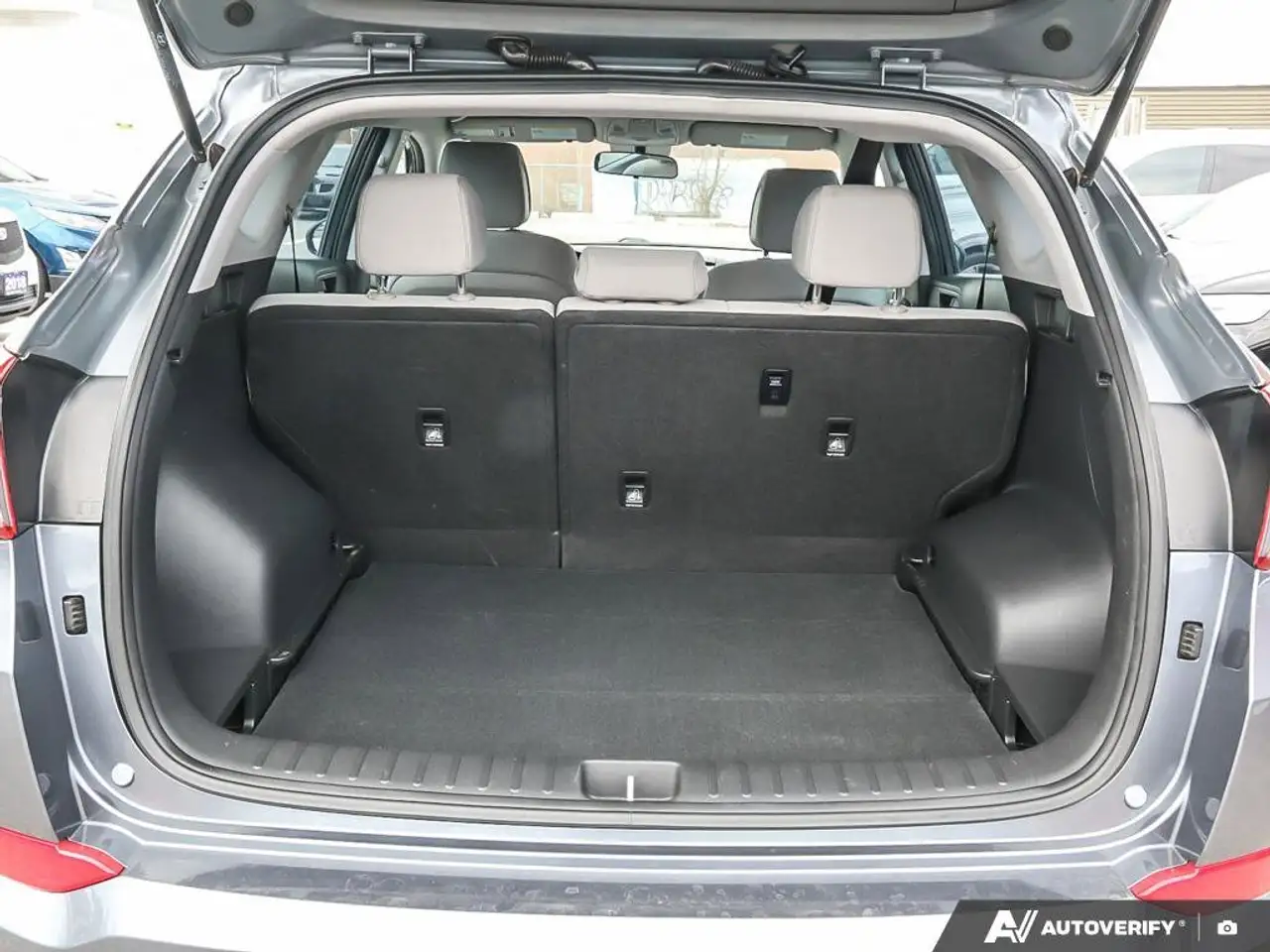 Hyundai TUCSON снимка Hyundai TUCSON