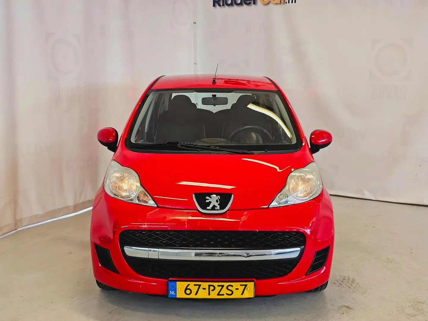 Peugeot 107 1.0 XS|2E EIG|NAP|APK4-25|ELEK RAMEN|AUDIO|CENTR D Rood - 2