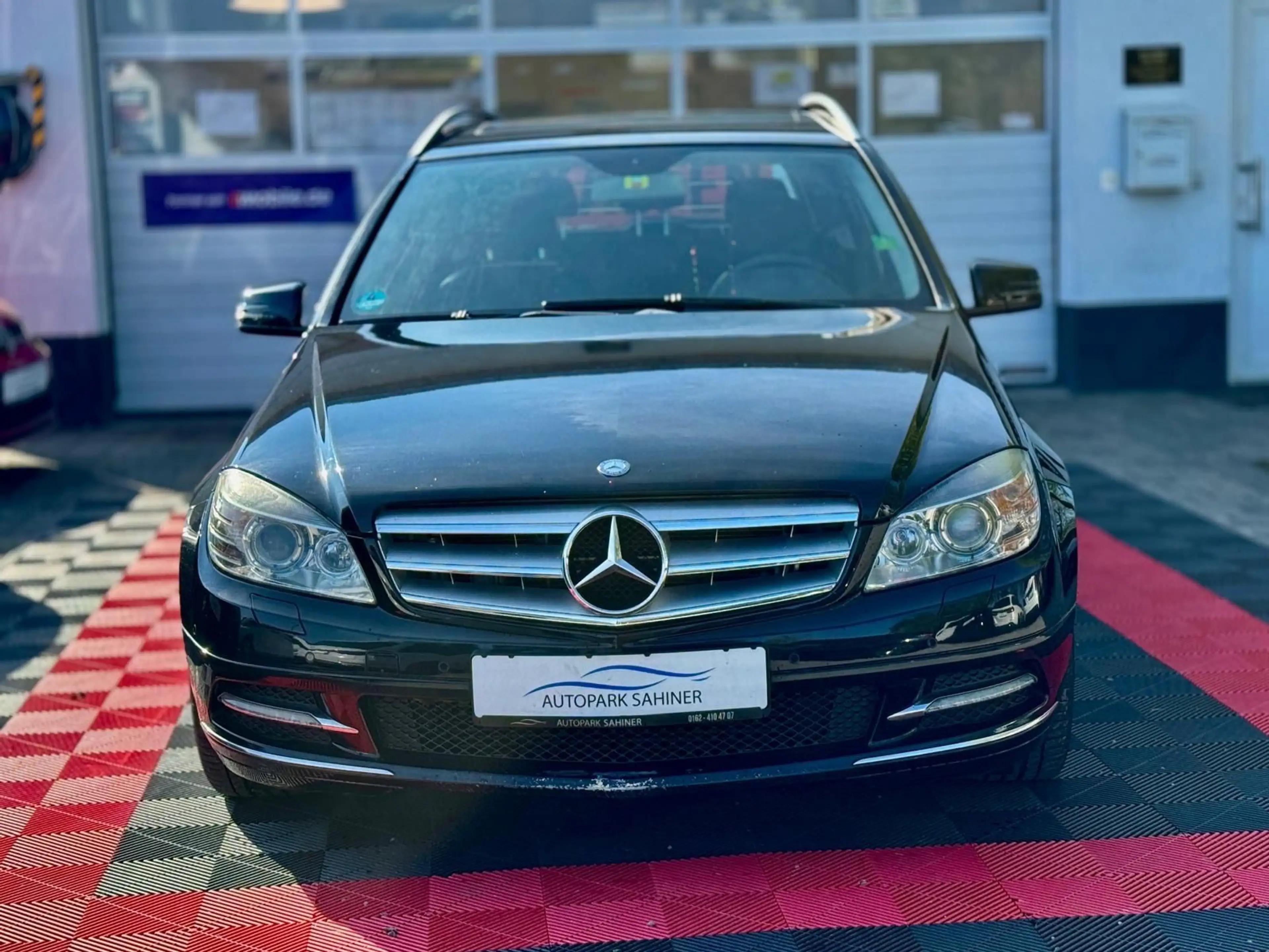 Mercedes-Benz C 350 T-Modell*4M*AHK*TEMP*KAM*SCHIEBEDACH — photo 3