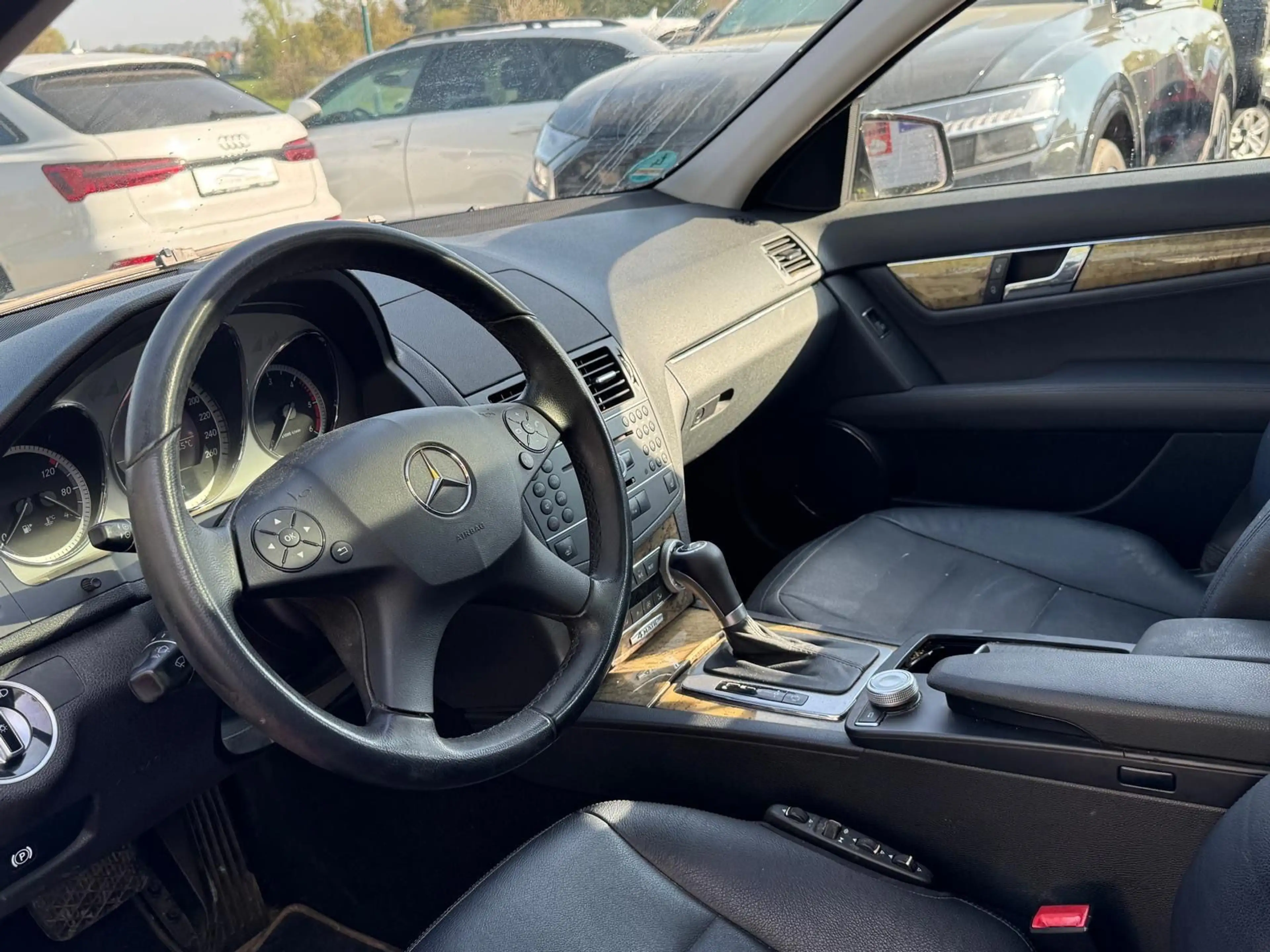 Mercedes-Benz C 350 T-Modell*4M*AHK*TEMP*KAM*SCHIEBEDACH — photo 12