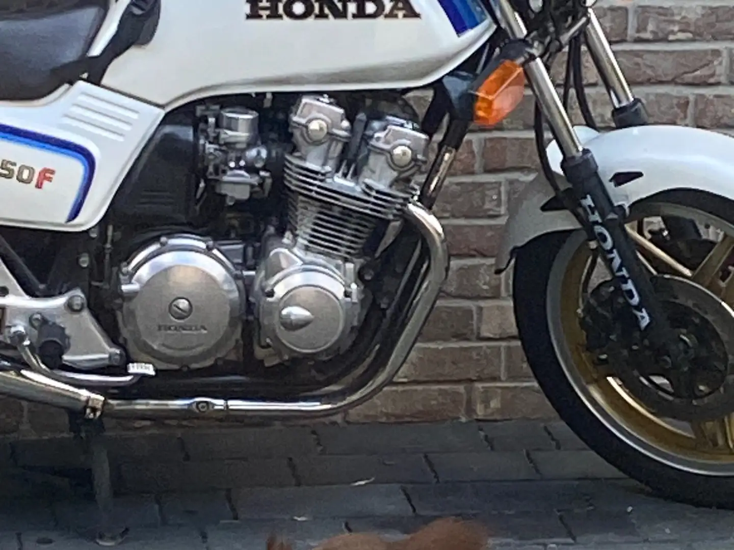 Honda CB 750 RC04 Bílá - 2