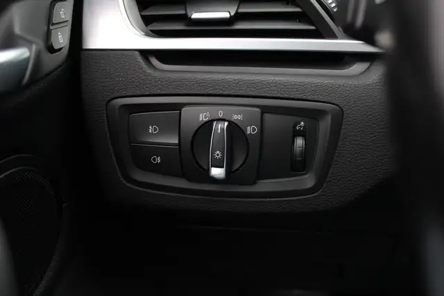 BMW X1 view 30