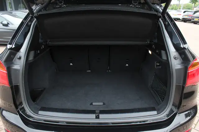 BMW X1 view 14