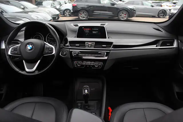 BMW X1 view 2