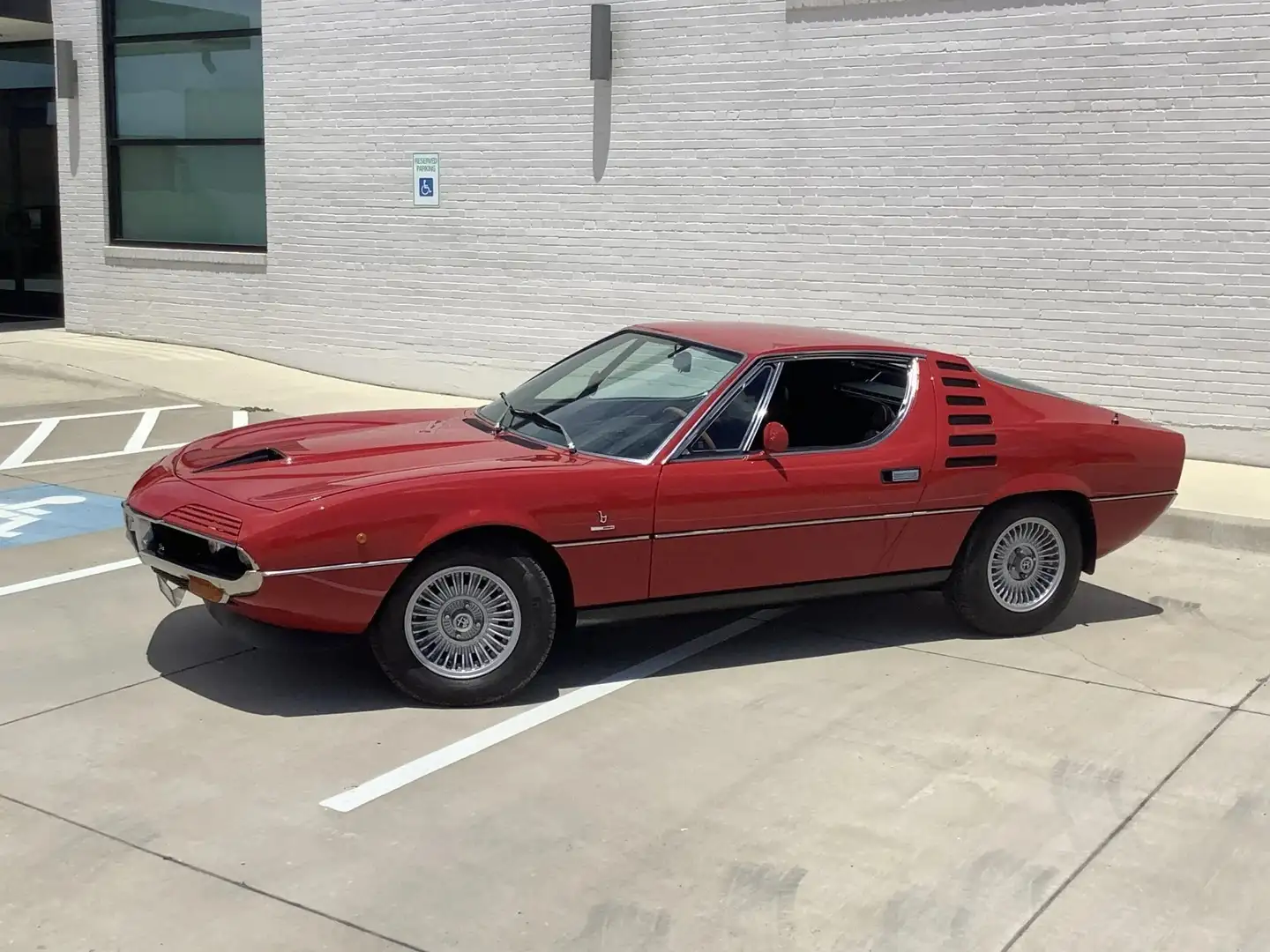 Alfa Romeo Montreal Rosso - 2