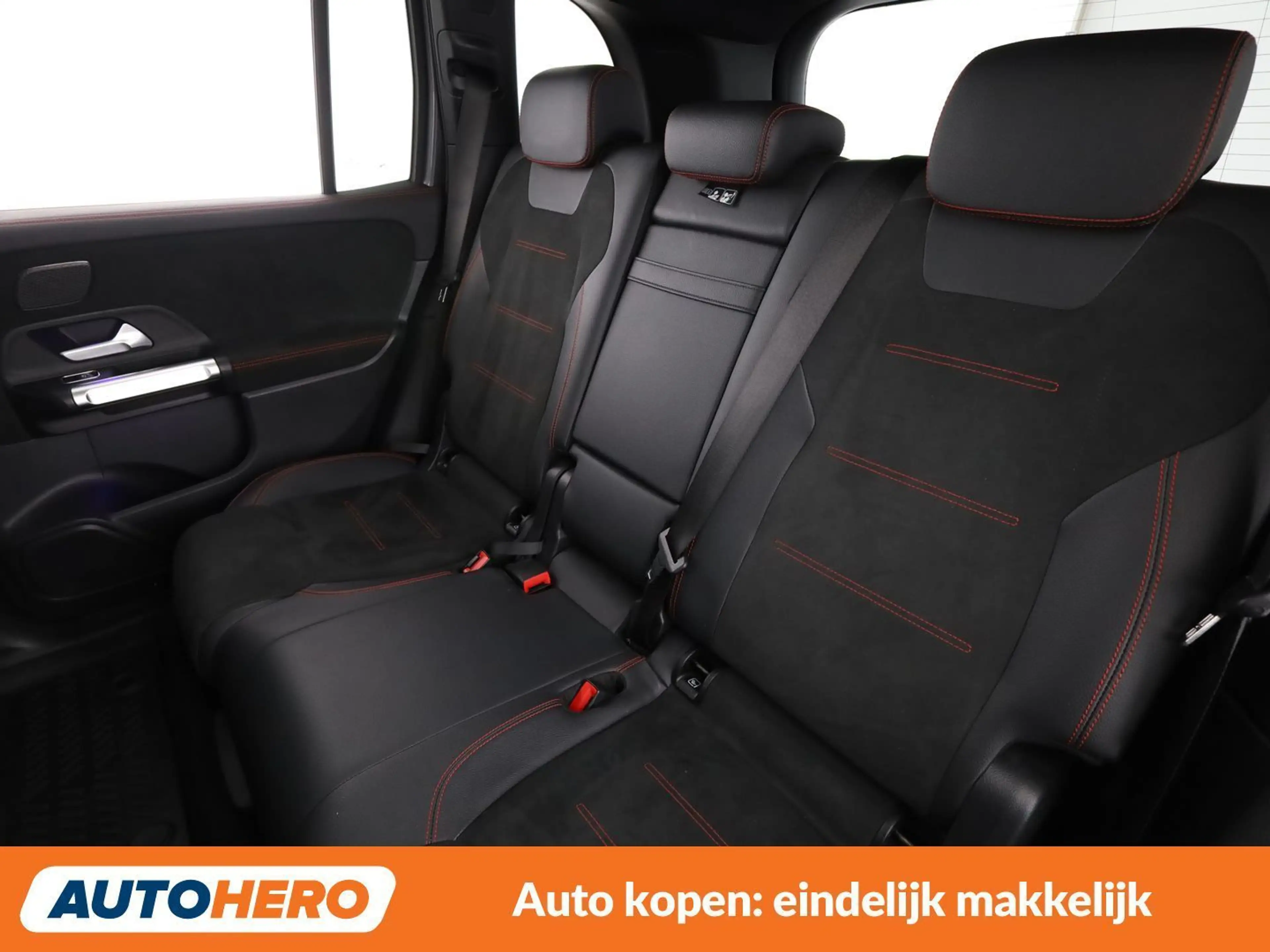 Mercedes-Benz EQB 300 300 4Matic AMG Line — photo 15