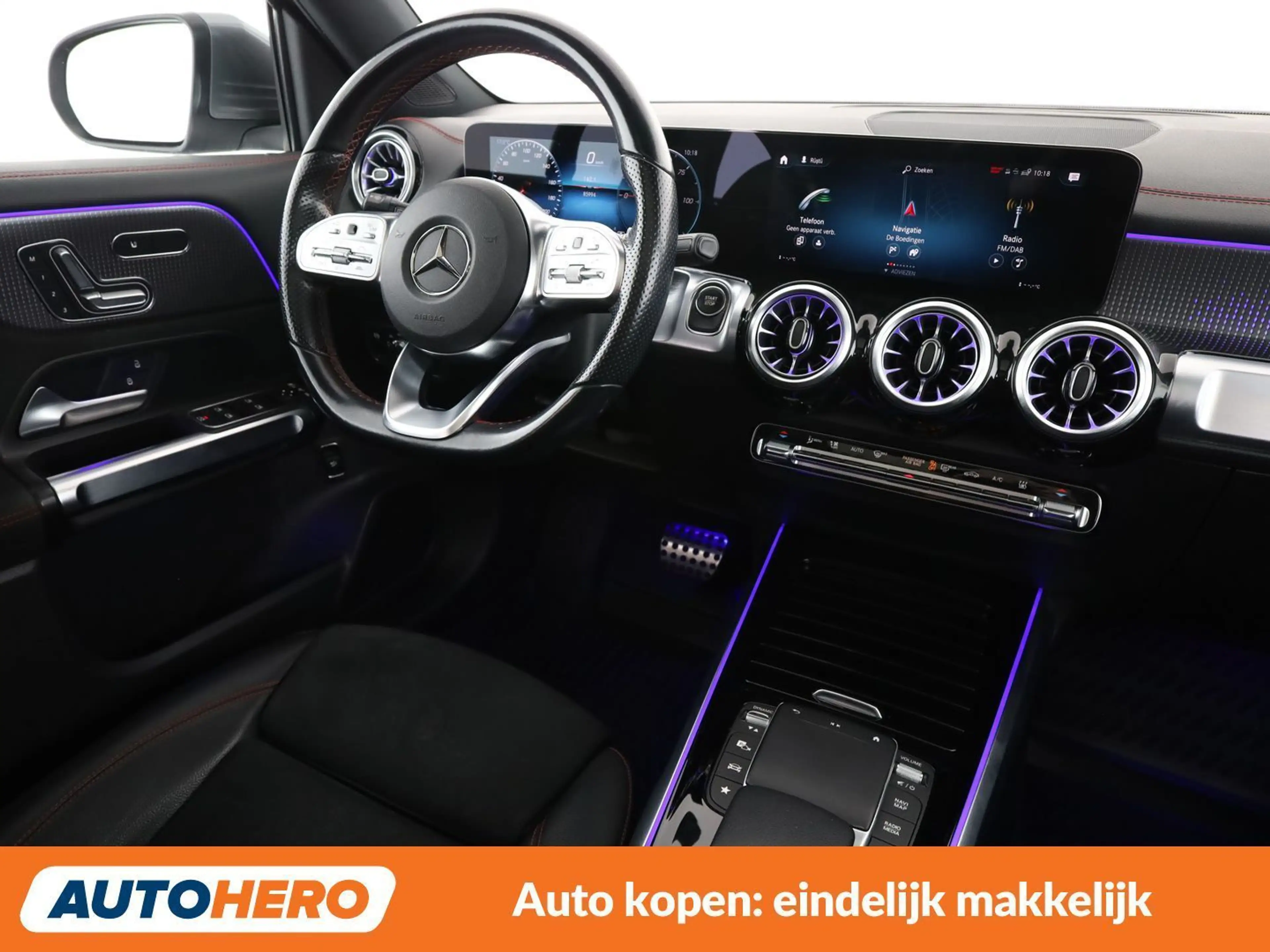 Mercedes-Benz EQB 300 300 4Matic AMG Line — photo 14