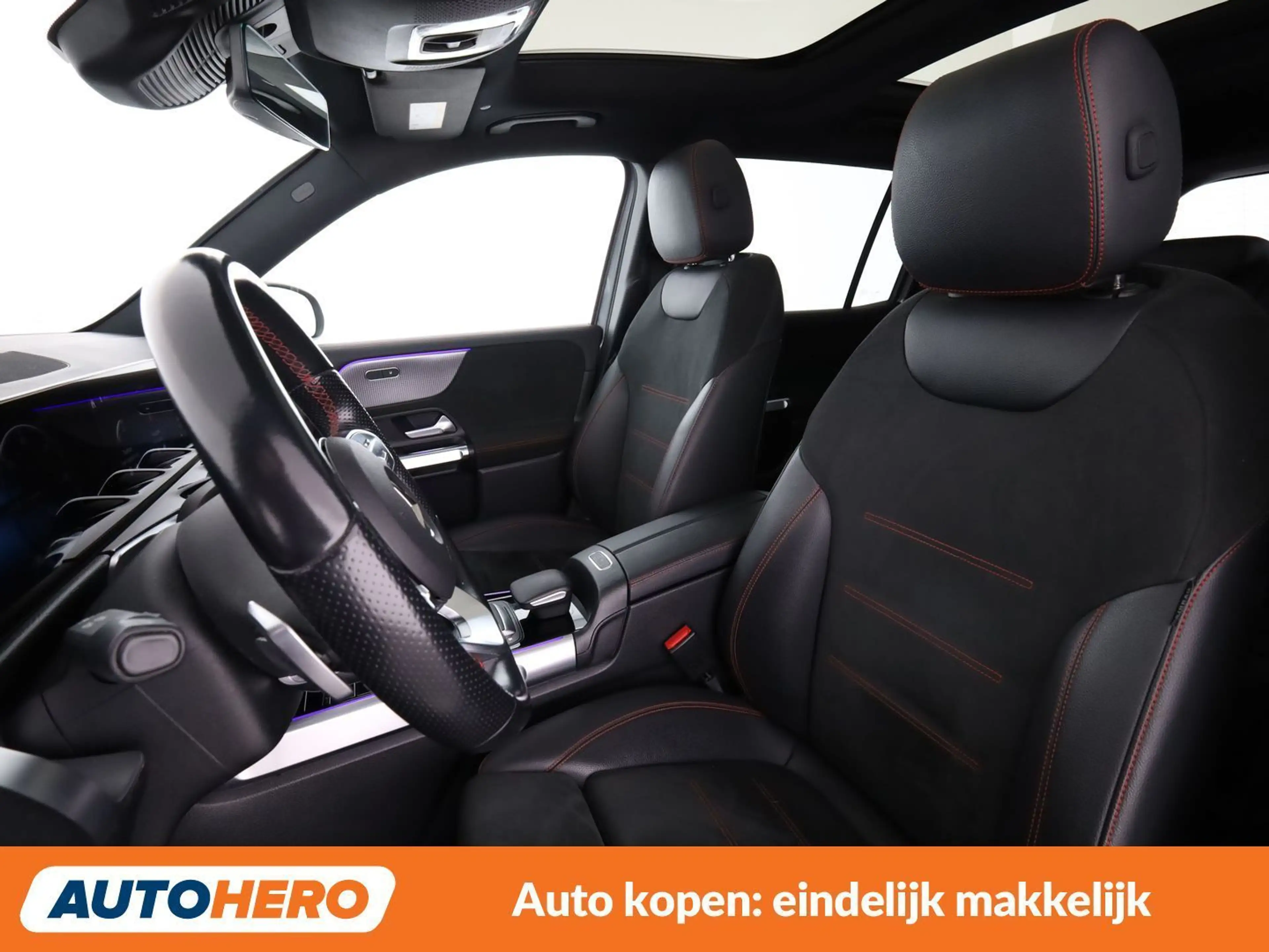 Mercedes-Benz EQB 300 300 4Matic AMG Line — photo 11