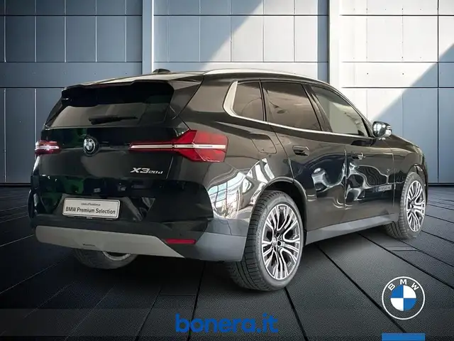 BMW X3 view 6