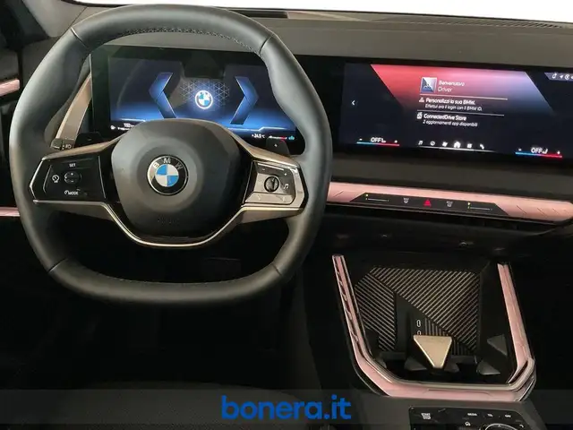 BMW X3 view 16