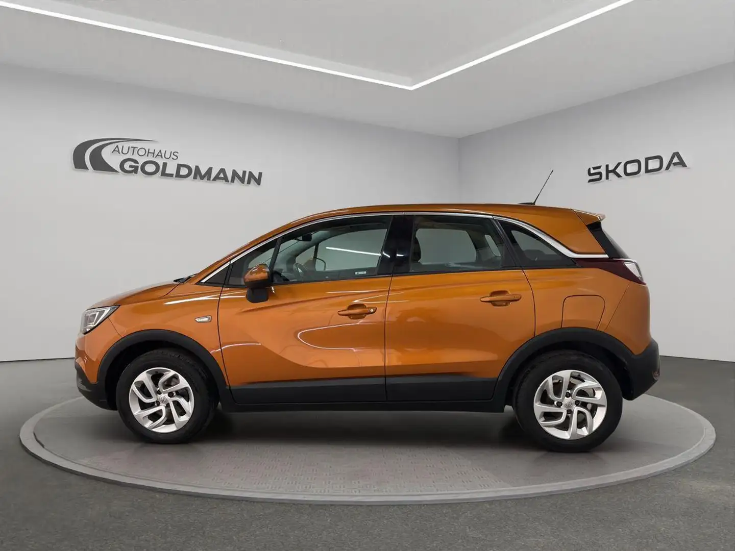 Opel Crossland Innovation 1.2 Turbo Orange - 2