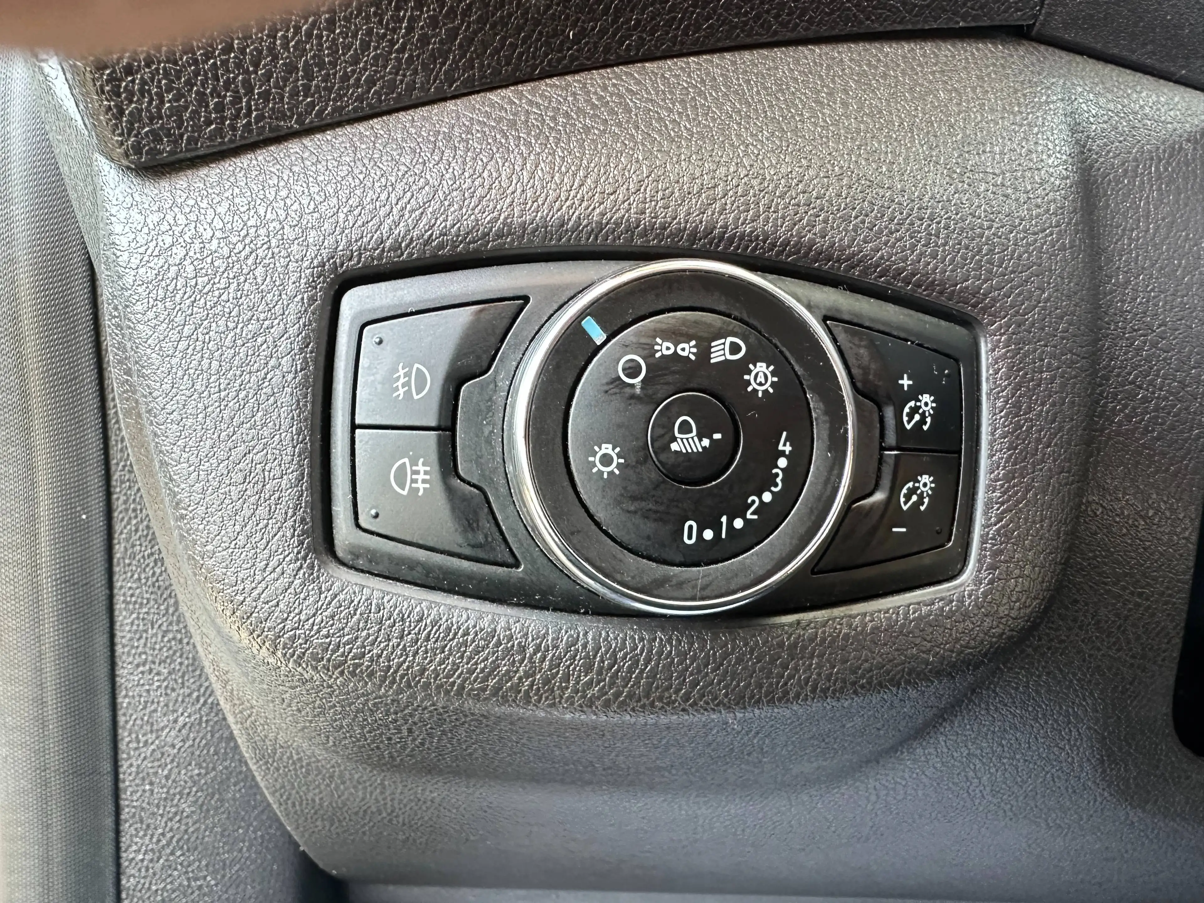 Ford Transit Connect 1.5 TDCI Kasten lang+3 SITZE+NAVI+KLIMA+PDC+KAMERA+ — photo 14
