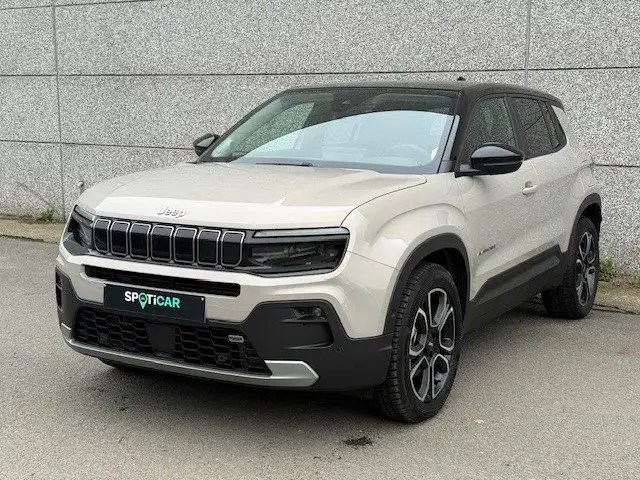 Jeep Avenger *GPS*CAMERA*KEY LESS GO*1.2 BENZ/MHEV Summit