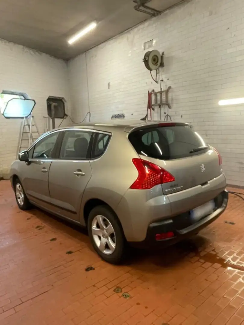 Peugeot 3008 1.6 HDi 112CV Tecno Bronzo - 2