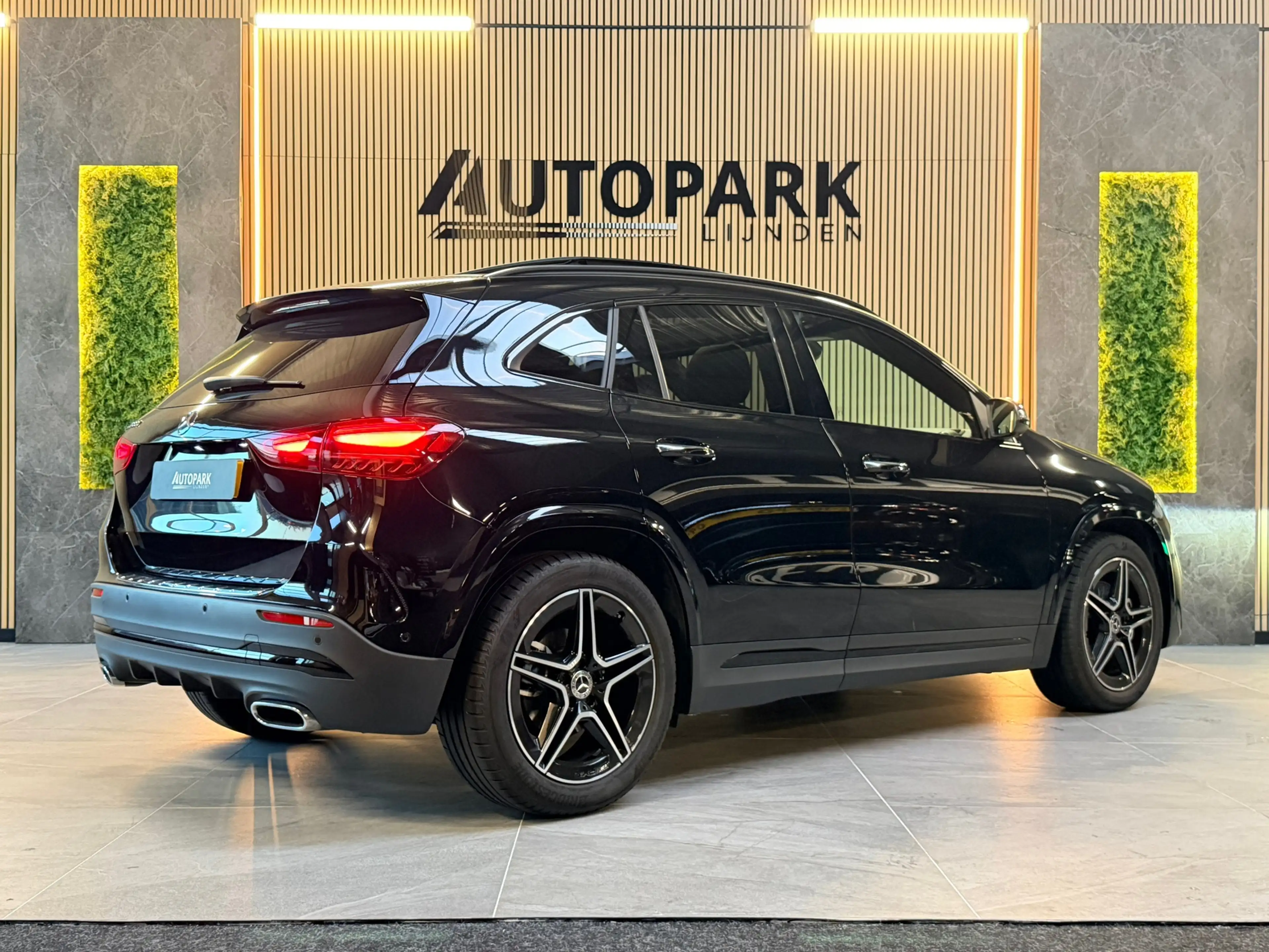 Mercedes-Benz GLA 200 AMG Line PANO|KEYLESSS|DODEHOEK|CARPLAY|CAMERA|SFE — photo 5