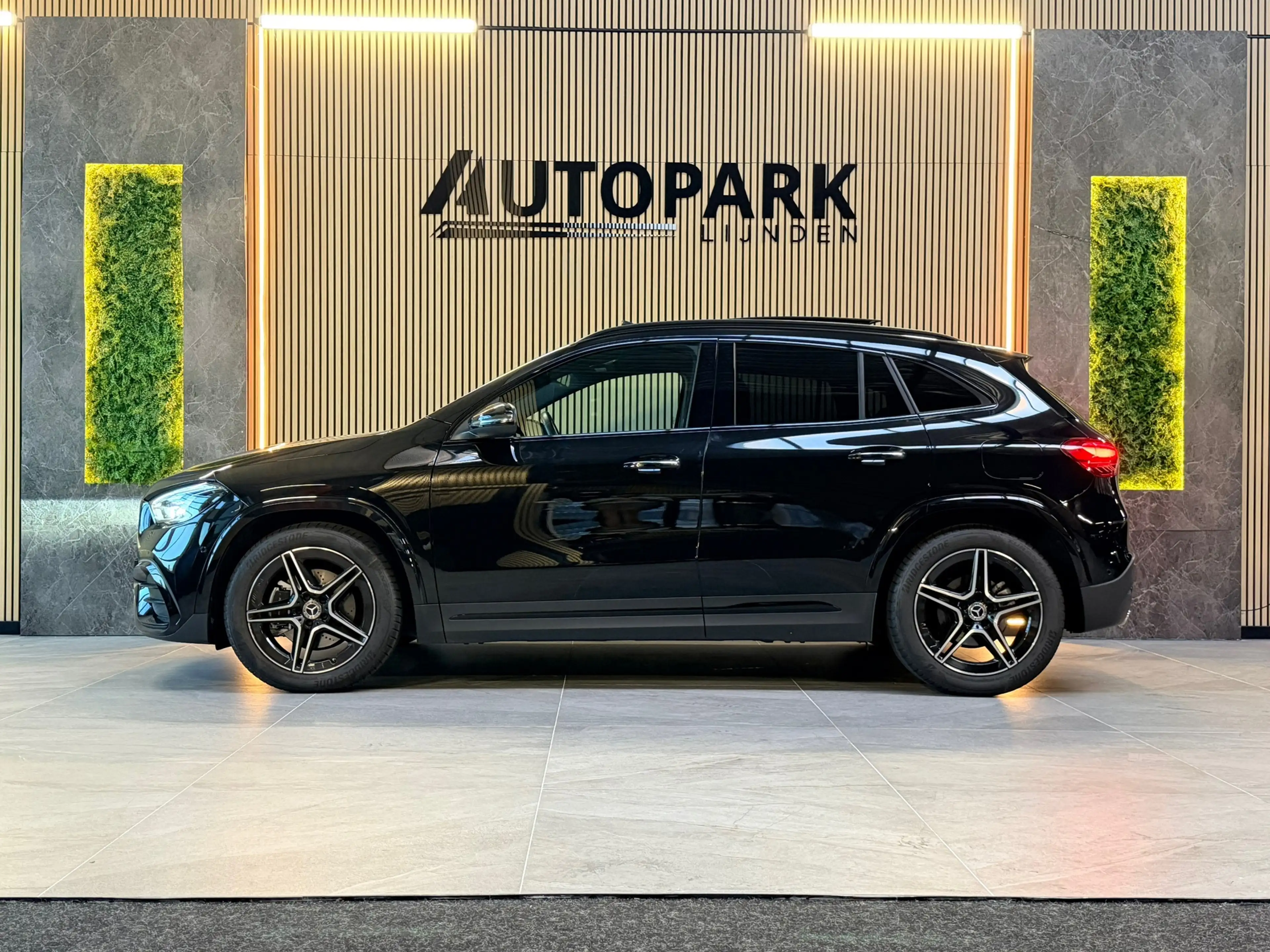 Mercedes-Benz GLA 200 AMG Line PANO|KEYLESSS|DODEHOEK|CARPLAY|CAMERA|SFE — photo 2