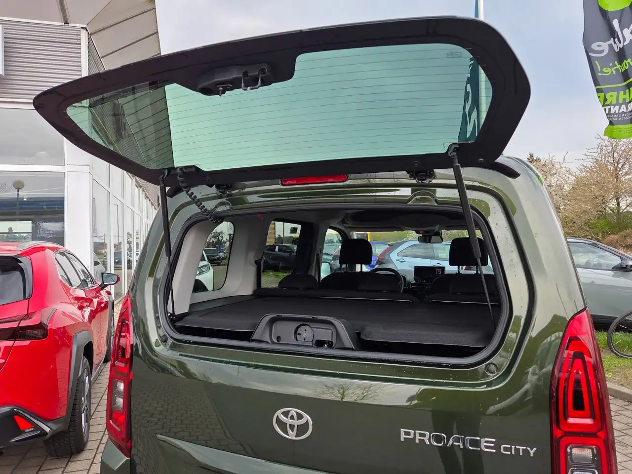 Toyota Proace City Verso 1.2 L1 Teamplayer LED 5