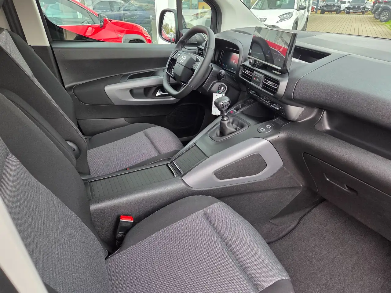 Toyota Proace City Verso 1.2 L1 Teamplayer LED 11