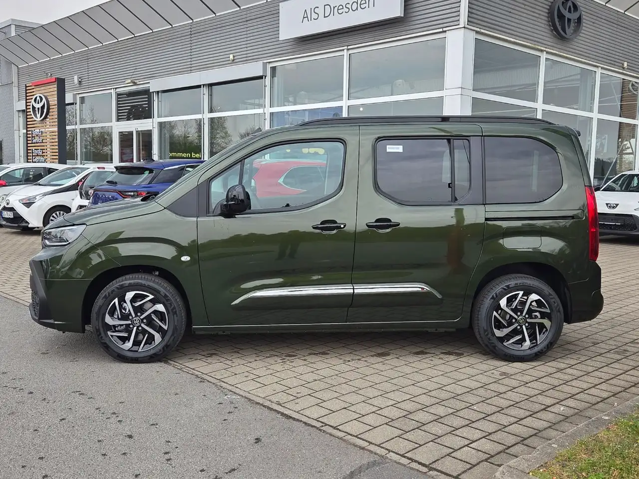 Toyota Proace City Verso 1.2 L1 Teamplayer LED 3