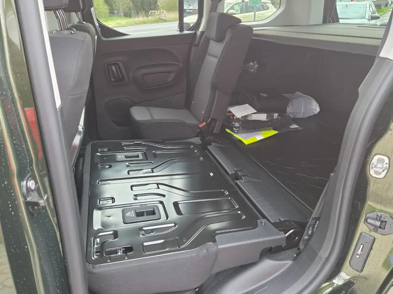 Toyota Proace City Verso 1.2 L1 Teamplayer LED 10