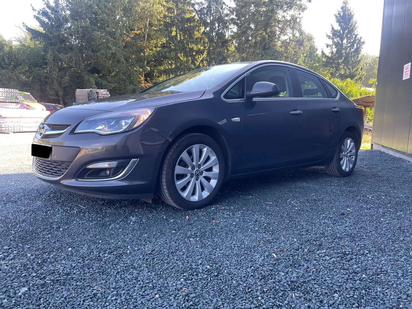 Opel Astra Astra 1.6i Enjoy Active Grau - 2