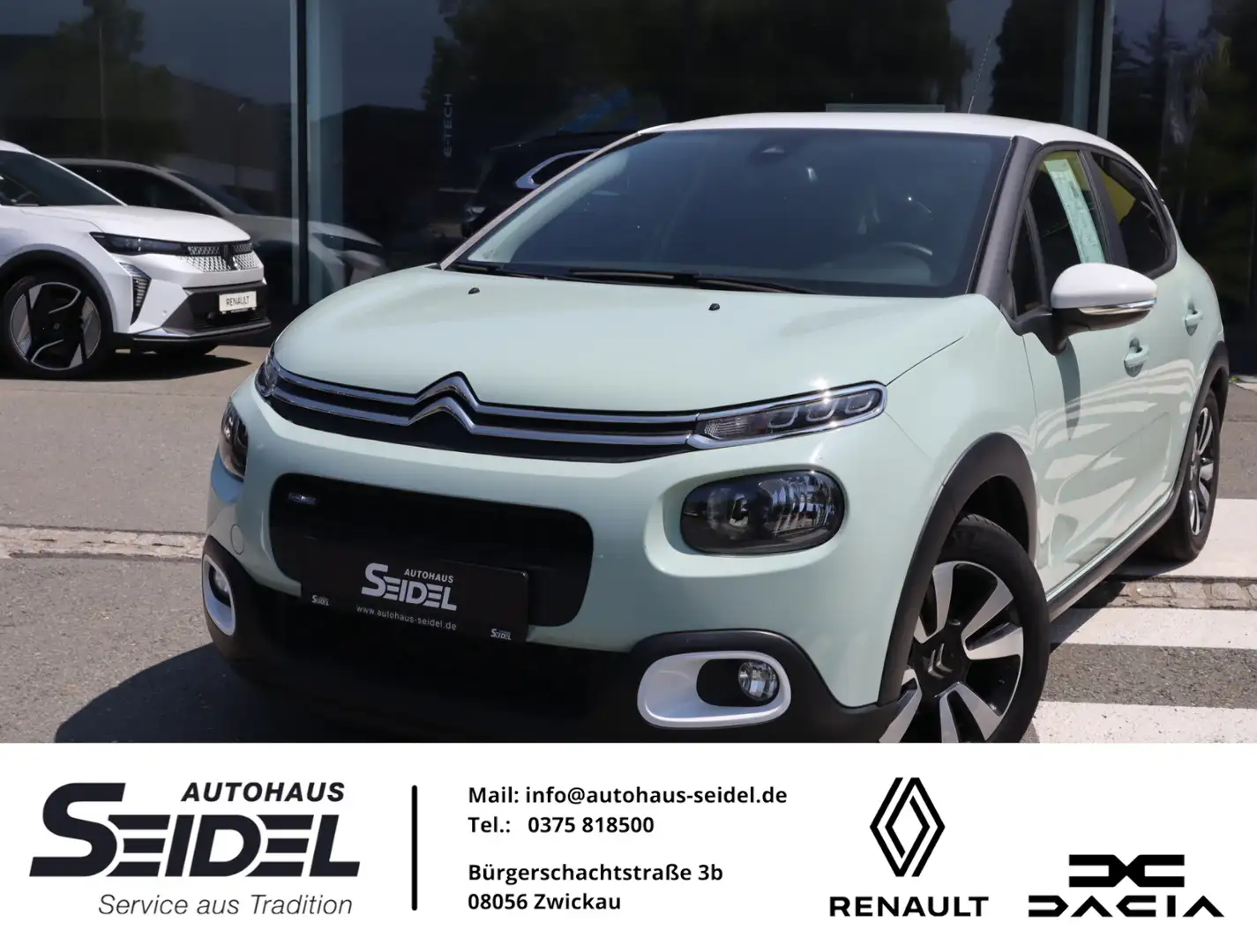 Citroen C3 1.2 PureTech Feel Grün - 1