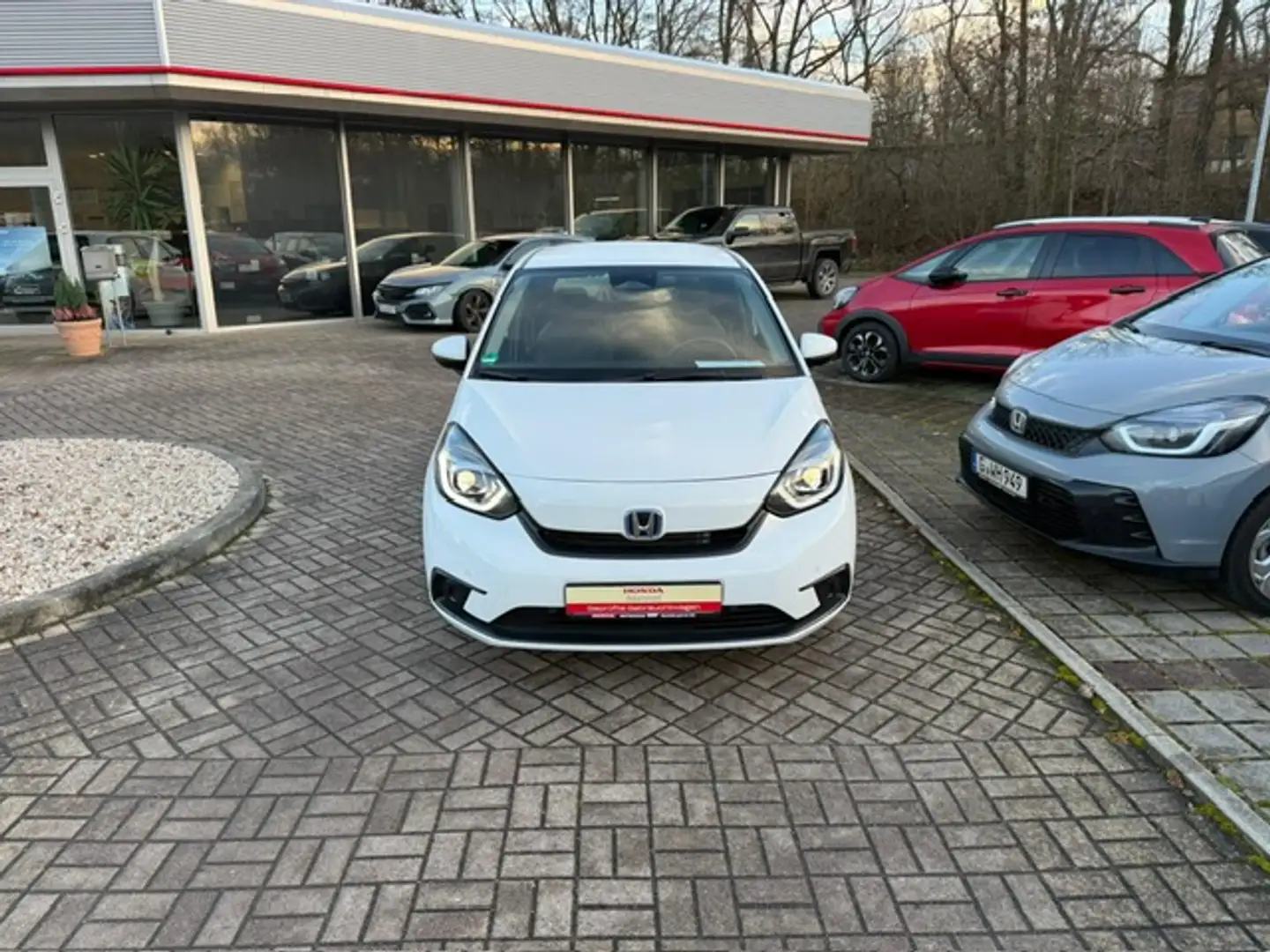 Honda Jazz 1.5 i-MMD Hybrid e-CVT Elegance Weiß - 2