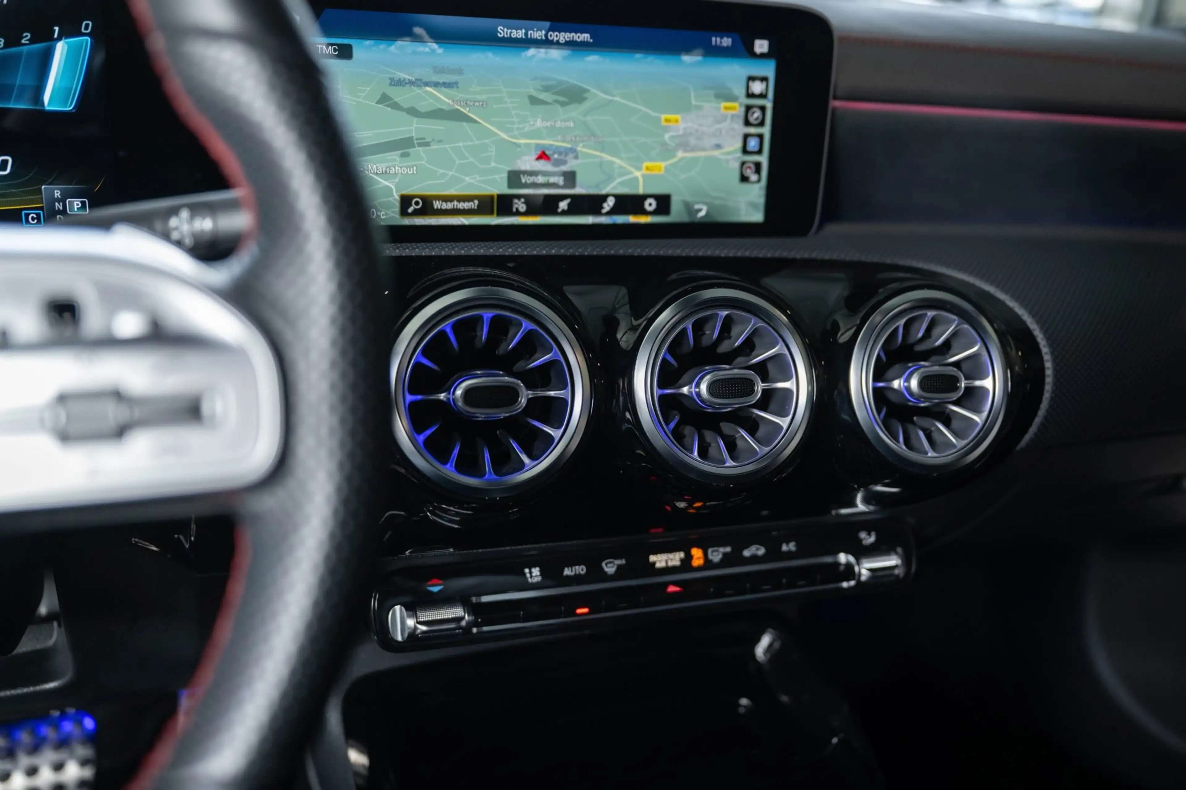 Mercedes-Benz CLA 45 AMG Shooting Brake 4MATIC+|SCHAALSTOELEN|CAMERA — photo 12
