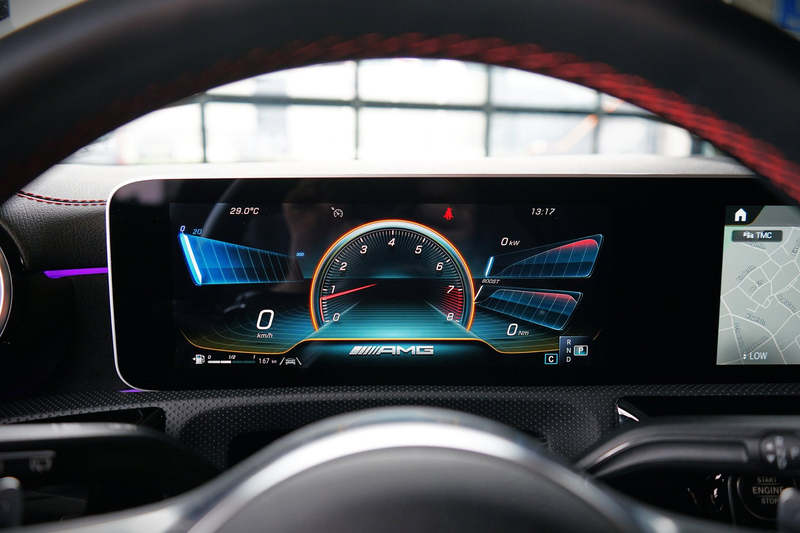 Mercedes-Benz CLA 45 AMG Shooting Brake 4MATIC+|SCHAALSTOELEN|CAMERA — photo 32
