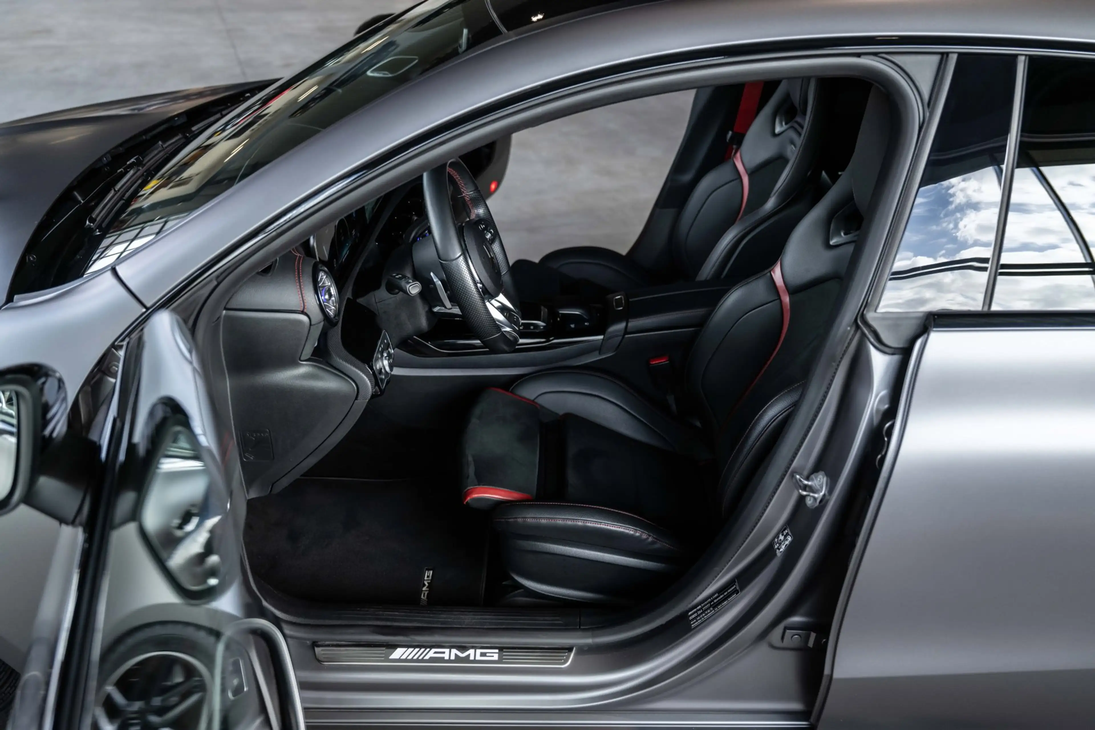Mercedes-Benz CLA 45 AMG Shooting Brake 4MATIC+|SCHAALSTOELEN|CAMERA — photo 5