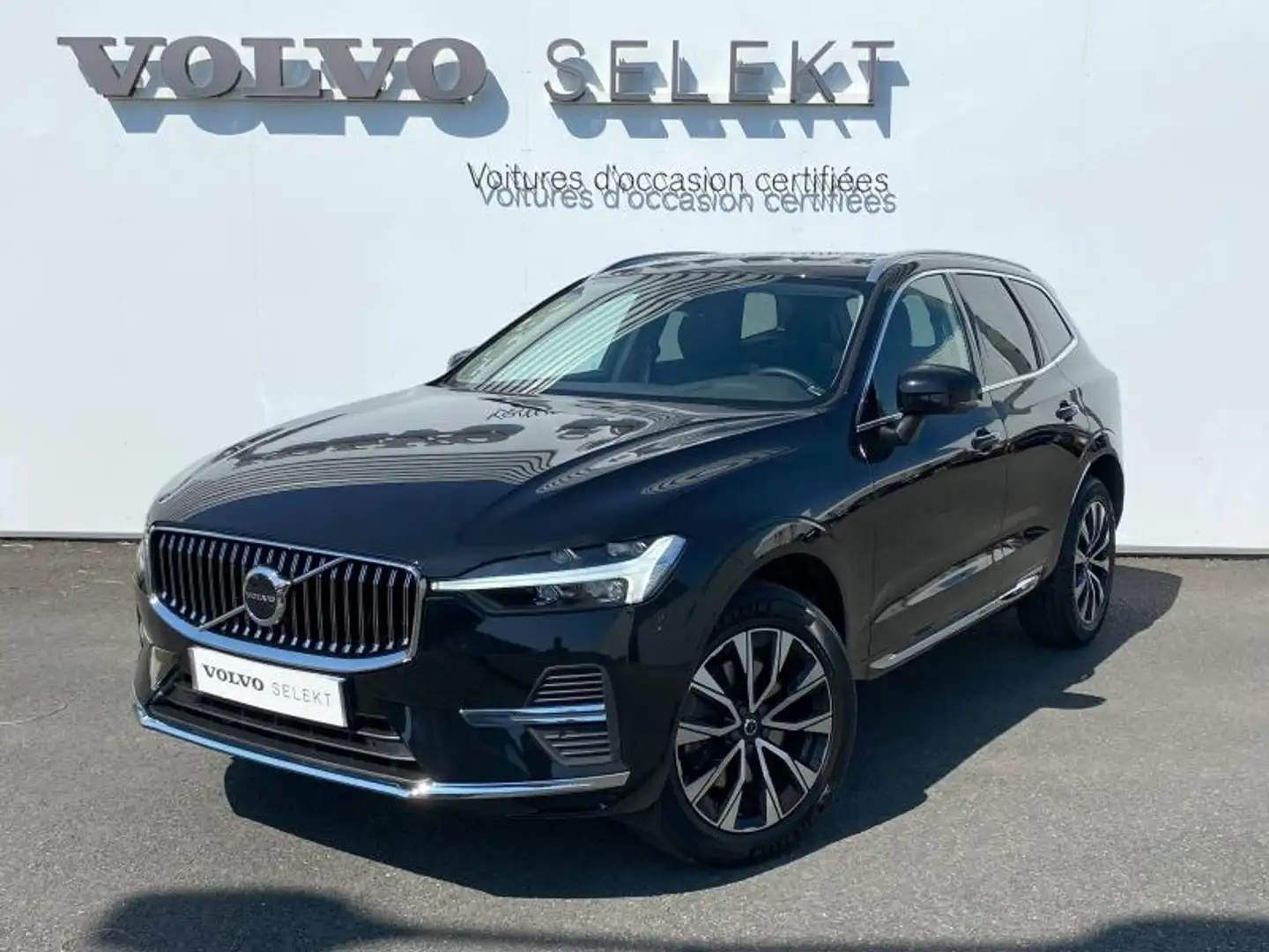 Volvo XC60 B4 AdBlue 197ch Plus Style Chrome Geartronic Noir - 1