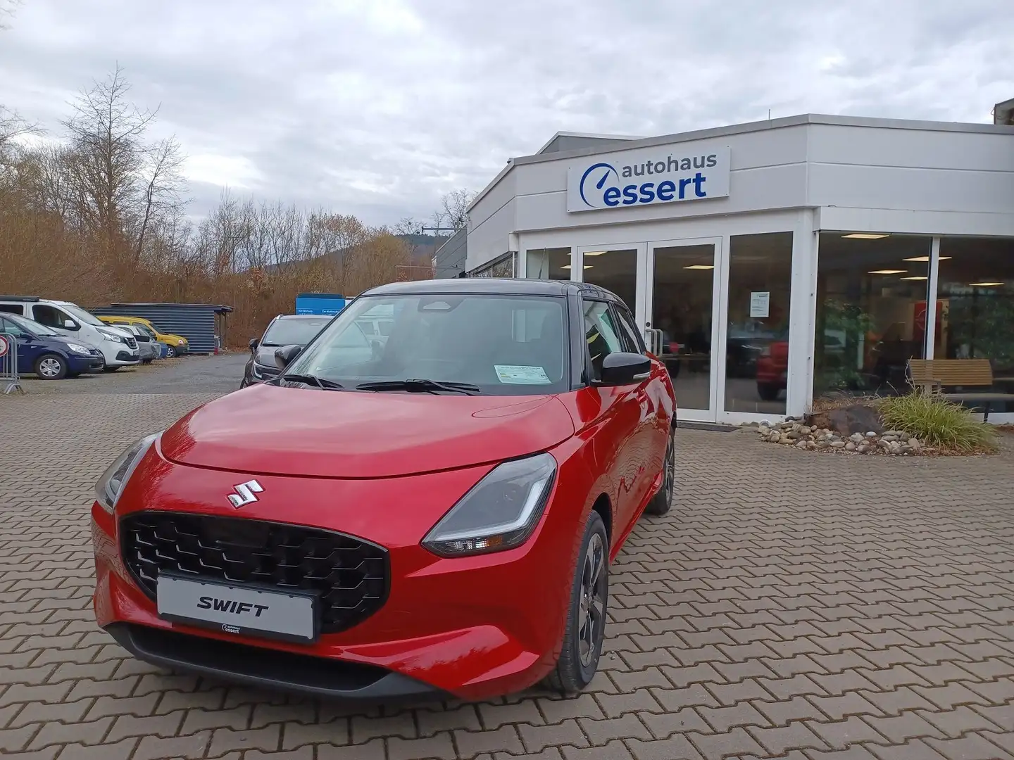 Suzuki Swift 1.2 Hybrid MT Comfort+Mit 5 Jahre Garantie Rot - 1