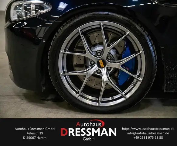 BMW M5 view 8