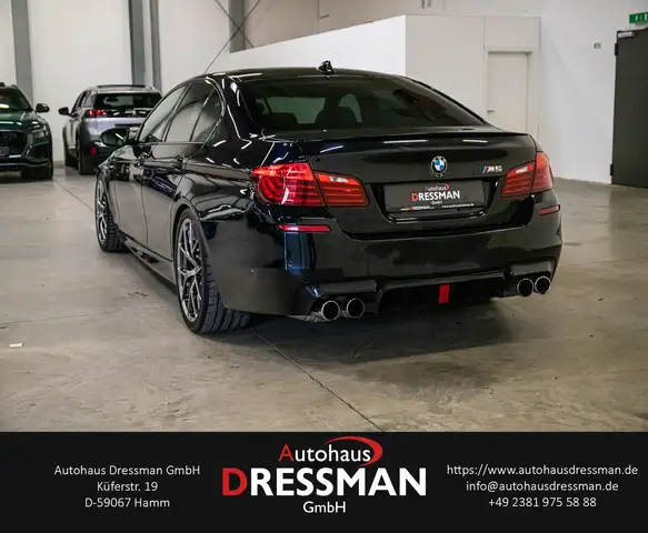 BMW M5 view 7