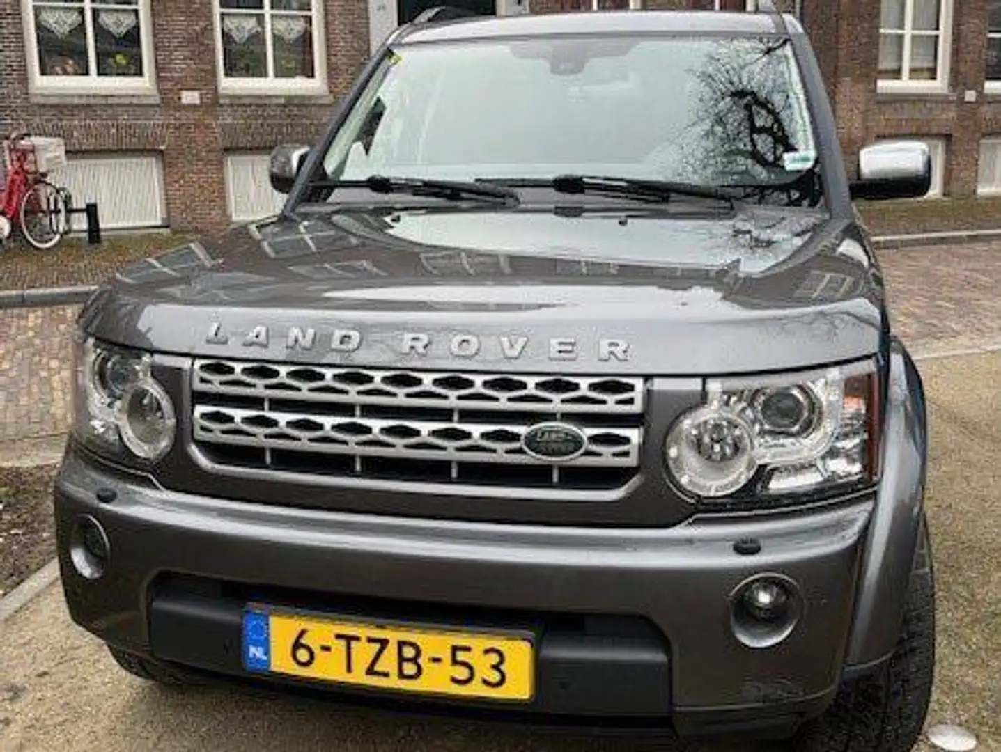 Land Rover Discovery 3.0 SDV6 HSE Gris - 2