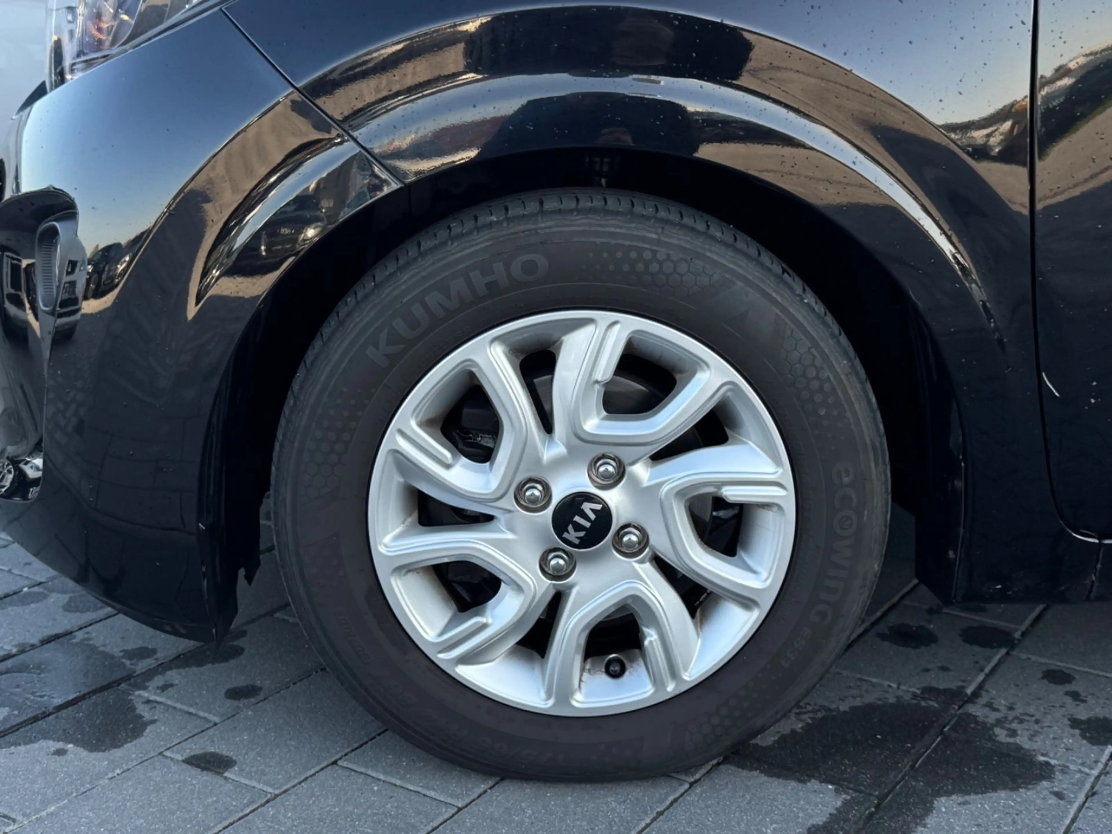 Kia Picanto Klima SHZ Navi Kamera CarPlay Alu — photo 7