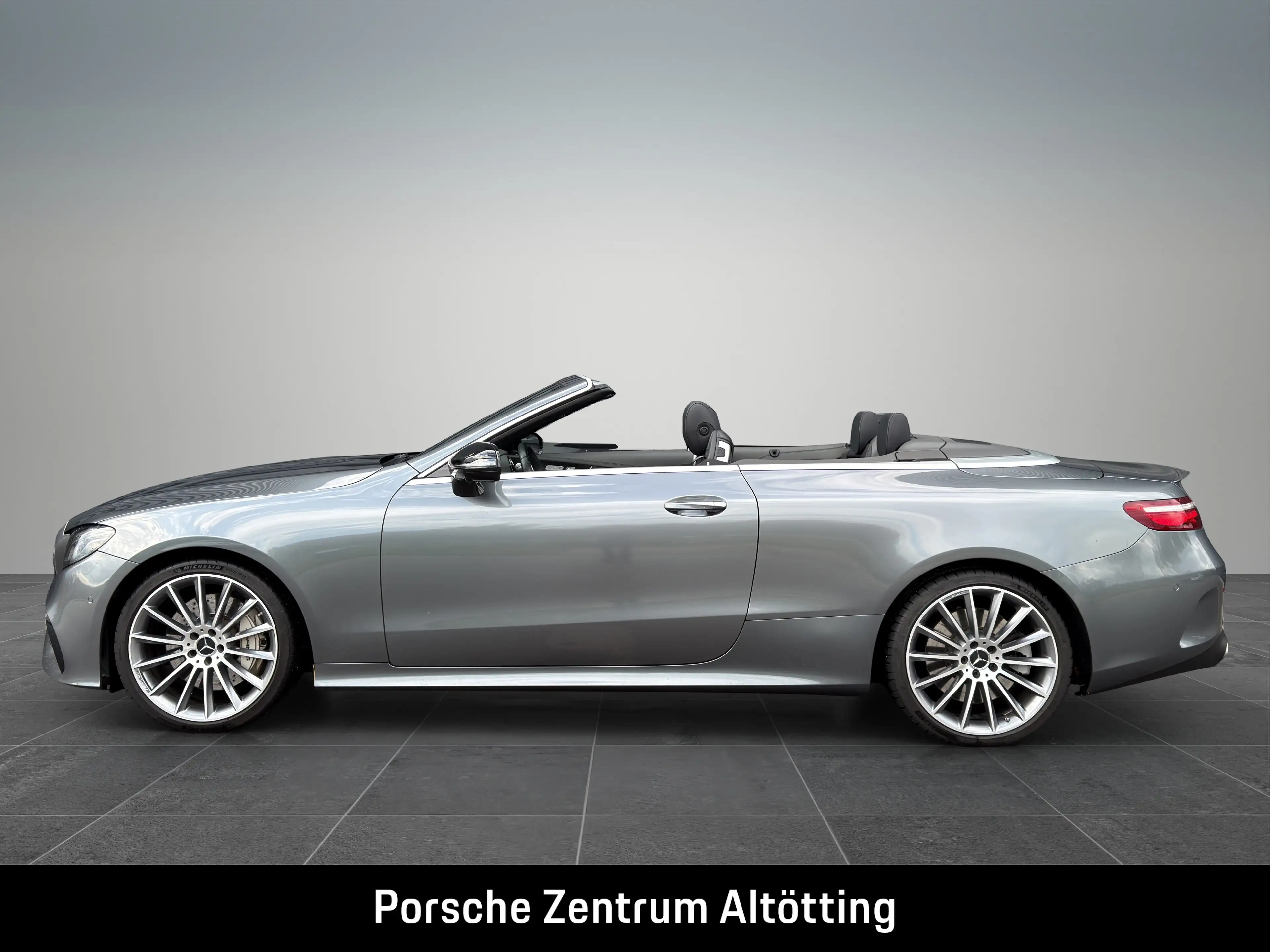 Mercedes-Benz E 53 AMG Cabrio 4Matic | AMG Drivers Package | — photo 3