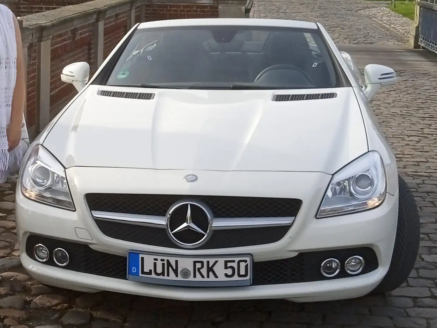 Mercedes-Benz SLK 200 SLK-Klasse (BlueEFFICIENCY) Bílá - 1