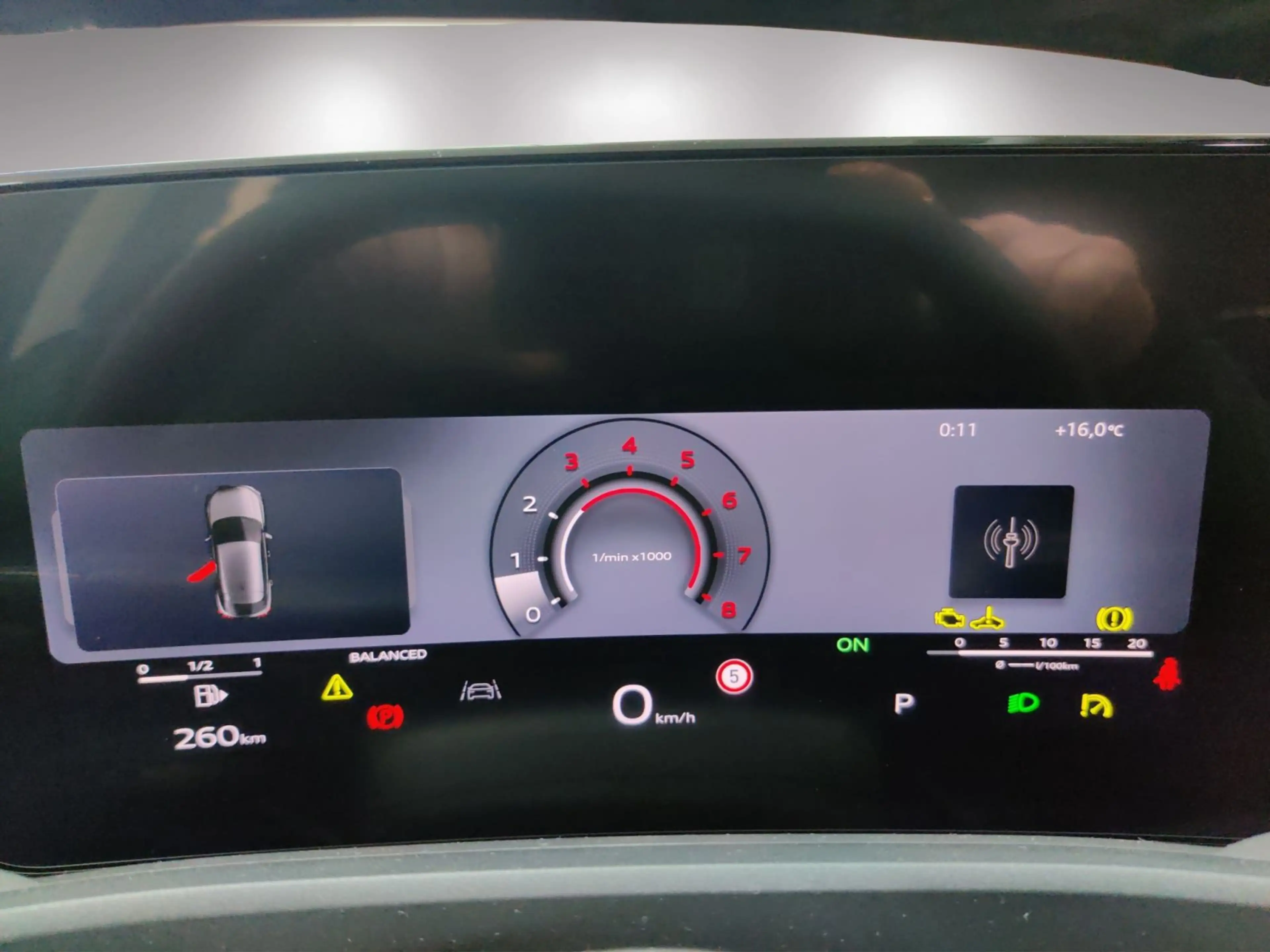 Audi Q3 TFSI neues Modell/AHK/LED+/Tech — photo 9