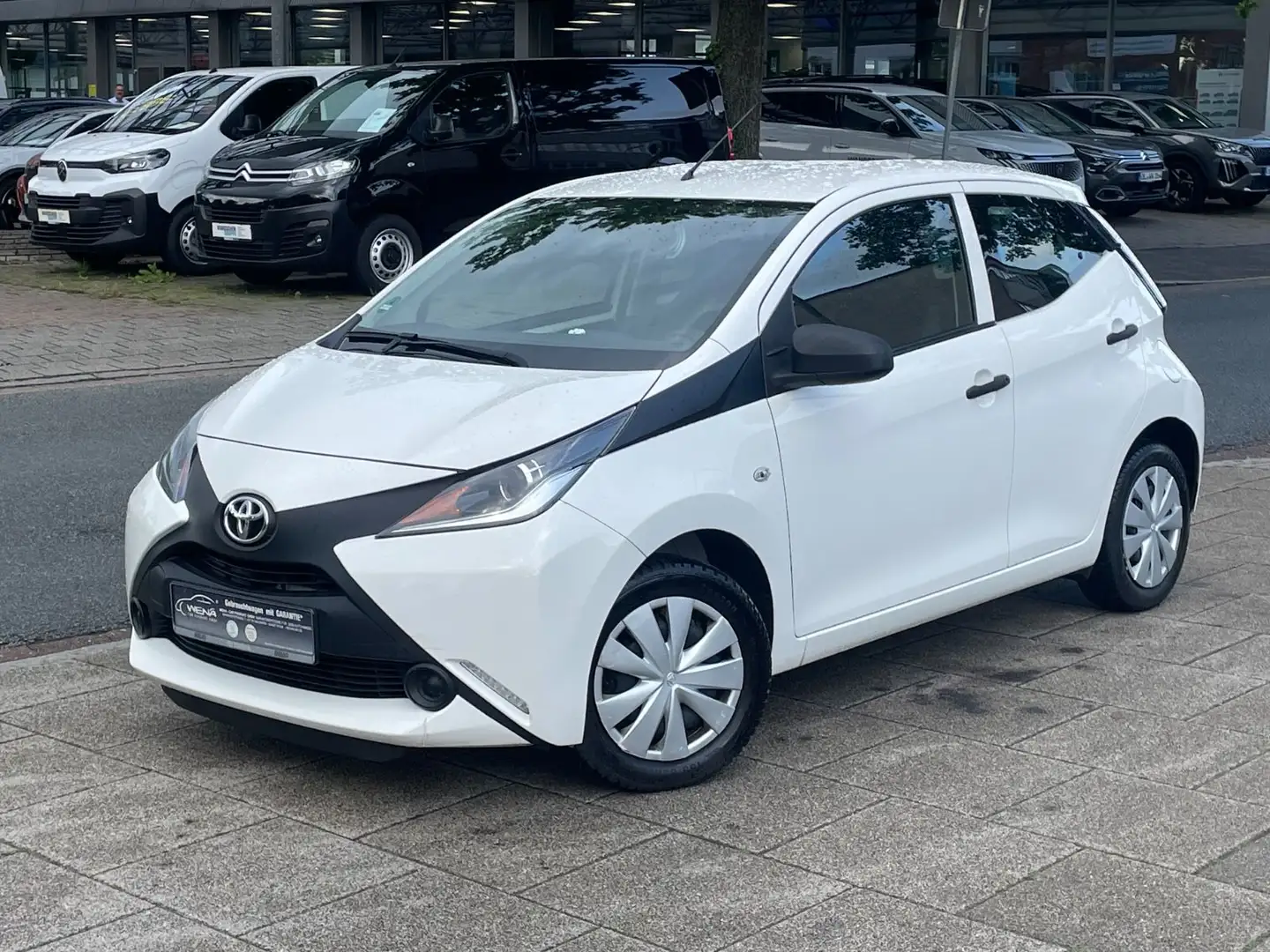 Toyota Aygo AYGO x,Klima,Garantie,Tüv Neu Weiß - 1