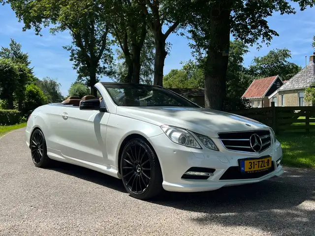Mercedes-Benz E 350 Cabrio CDI Elegance AMG Uitgevoerd!