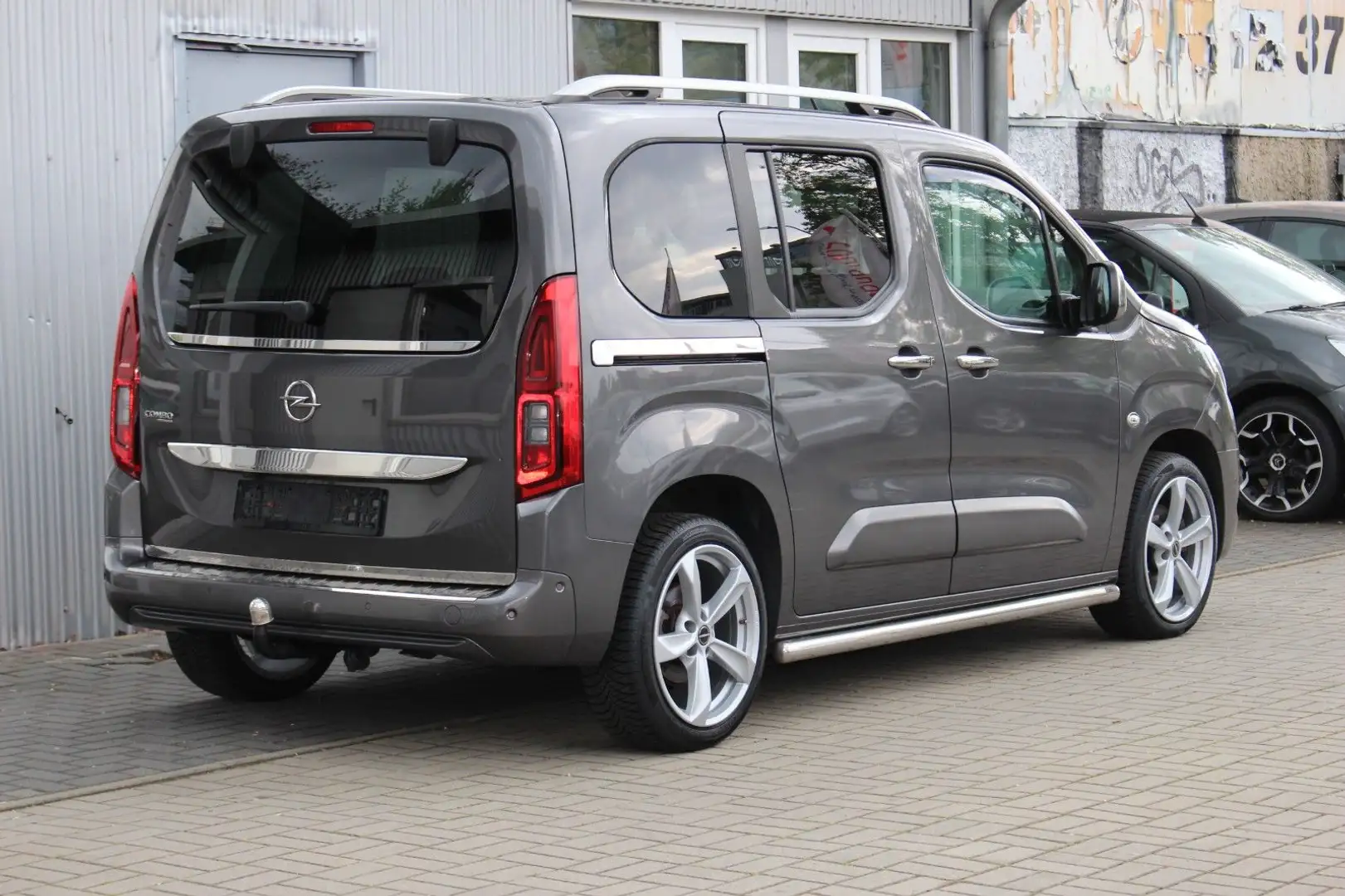 Opel Combo Life E Innovation Auto.+Navi+Head-Up+AHK Grigio - 2