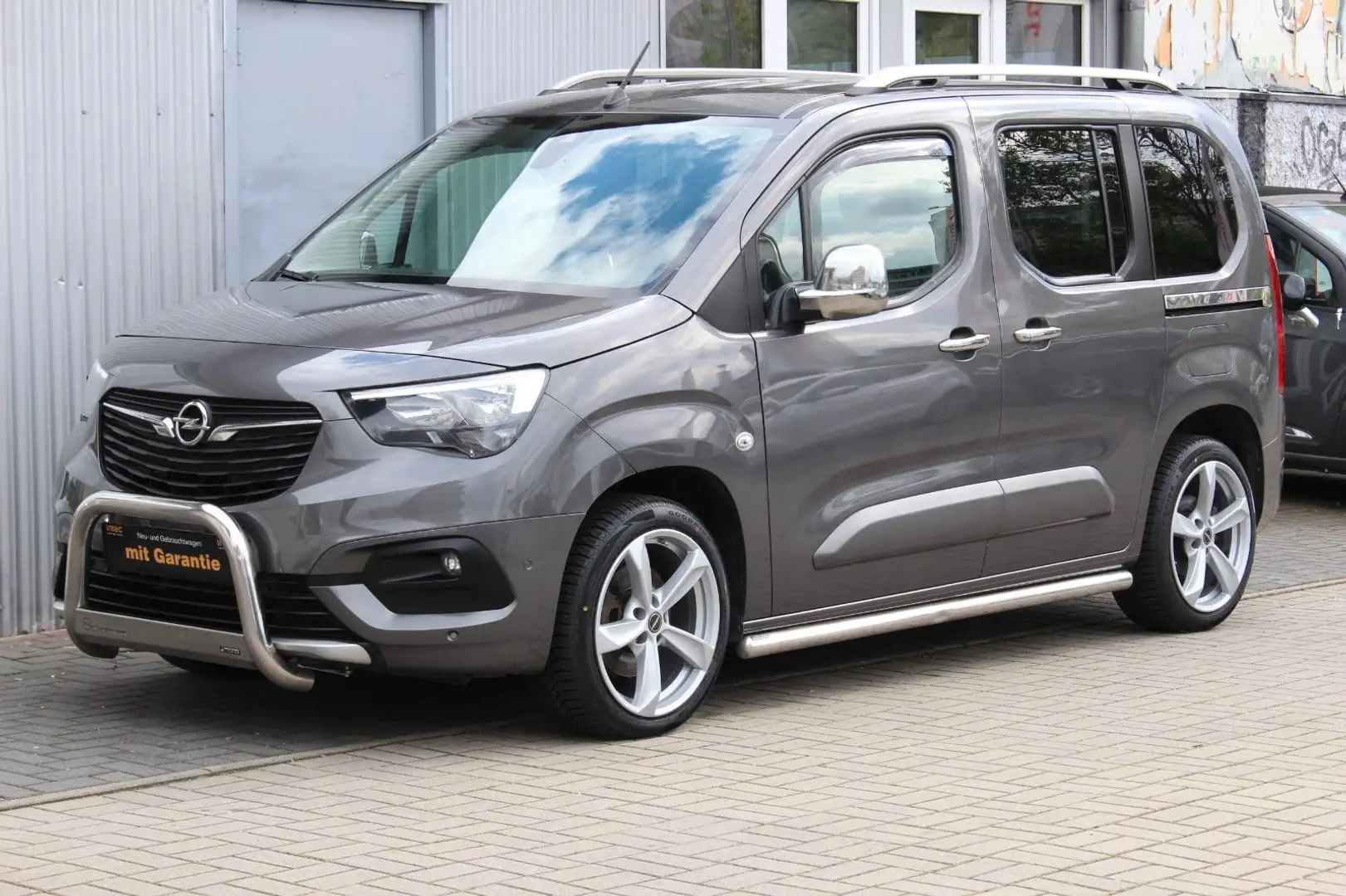 Opel Combo Life E Innovation Auto.+Navi+Head-Up+AHK Grigio - 1