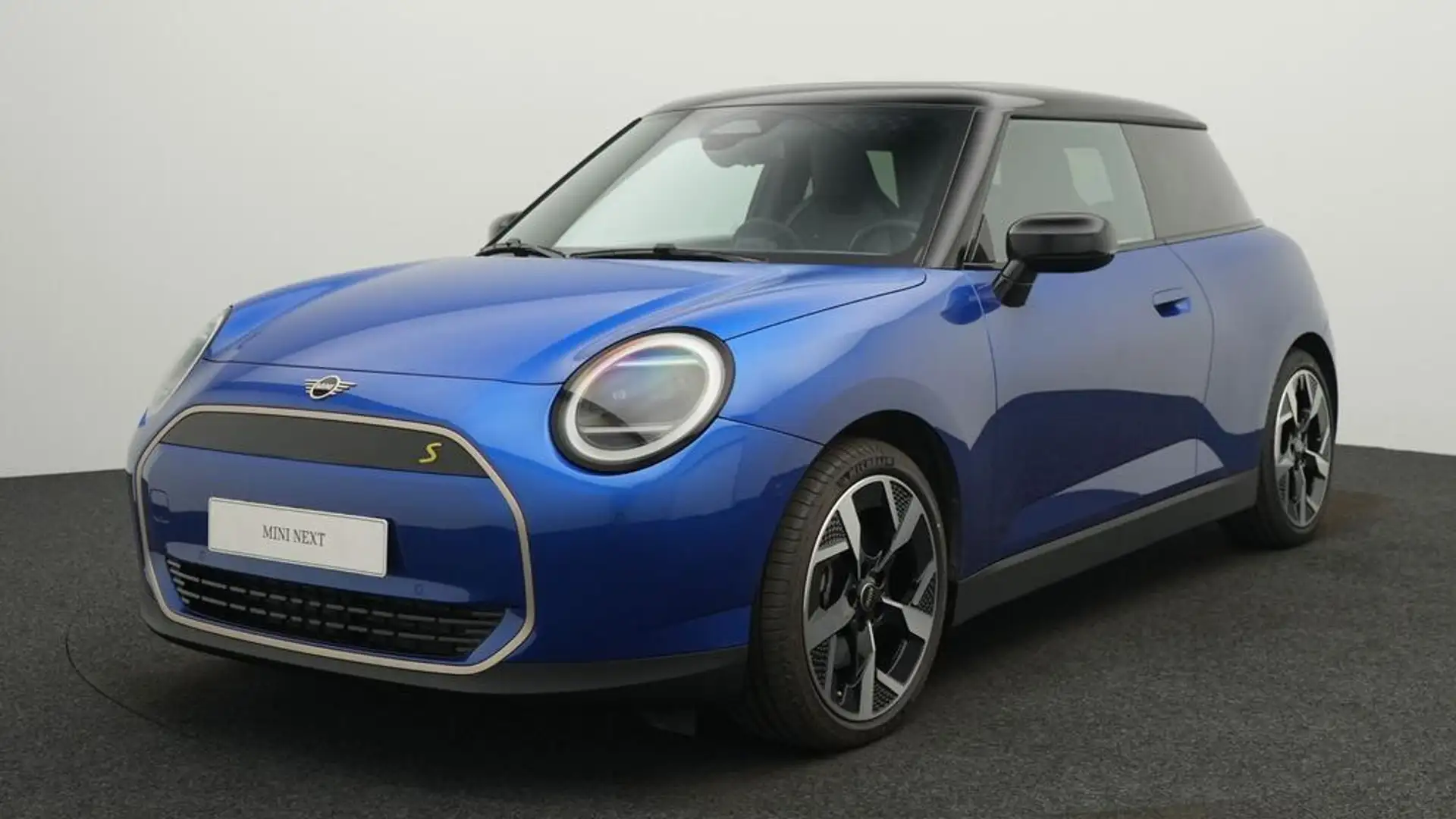 MINI Cooper SE Favoured Trim Blauw - 1